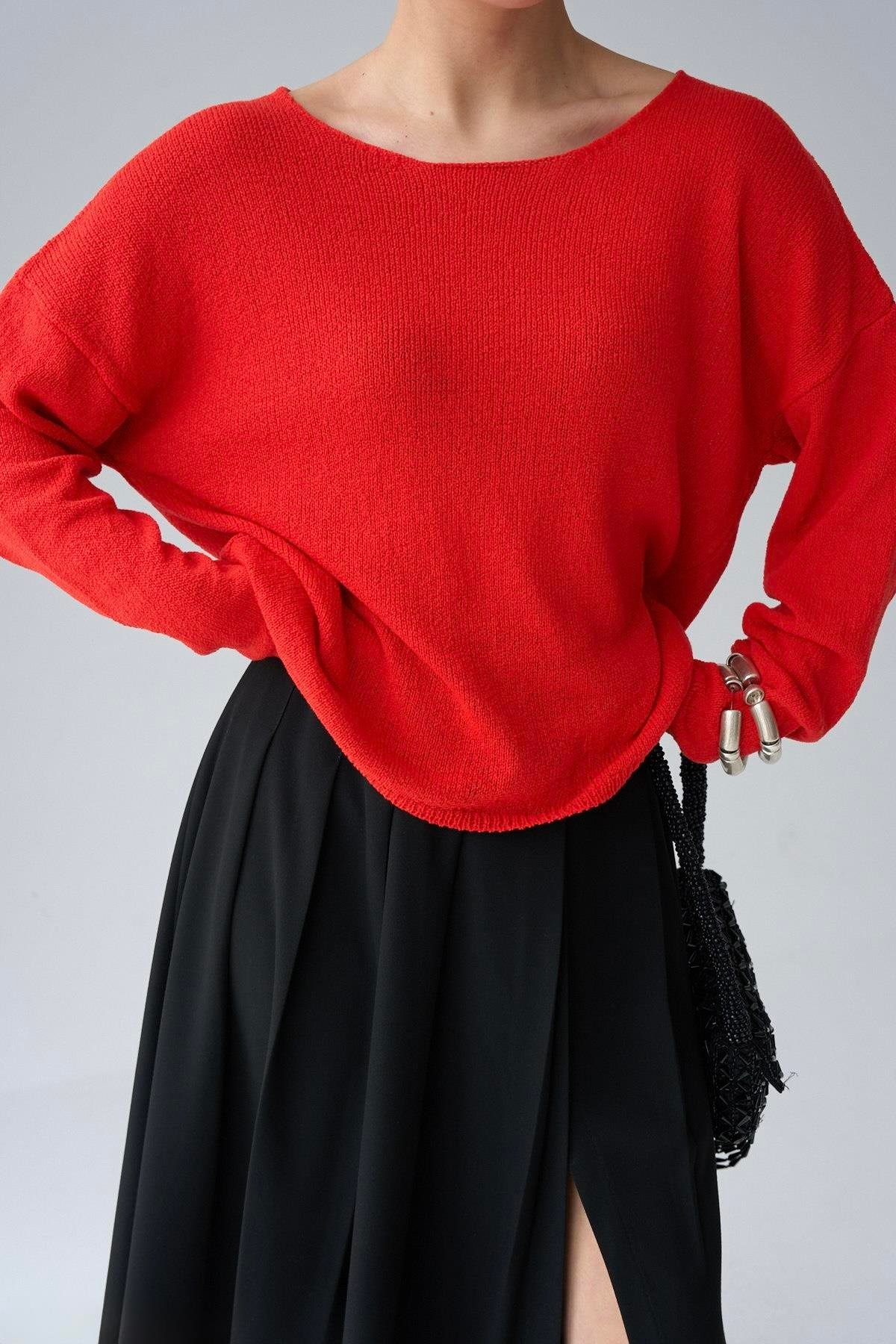 TrikoKırmızı Oval Yaka Uzun Kollu Mevsimlik Triko