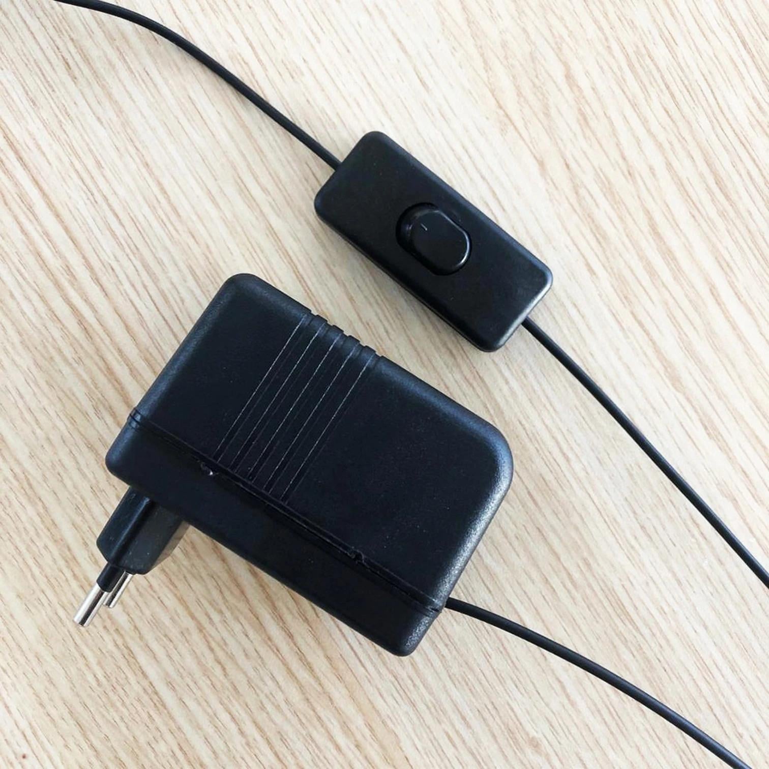 Helezon Masa Lambası