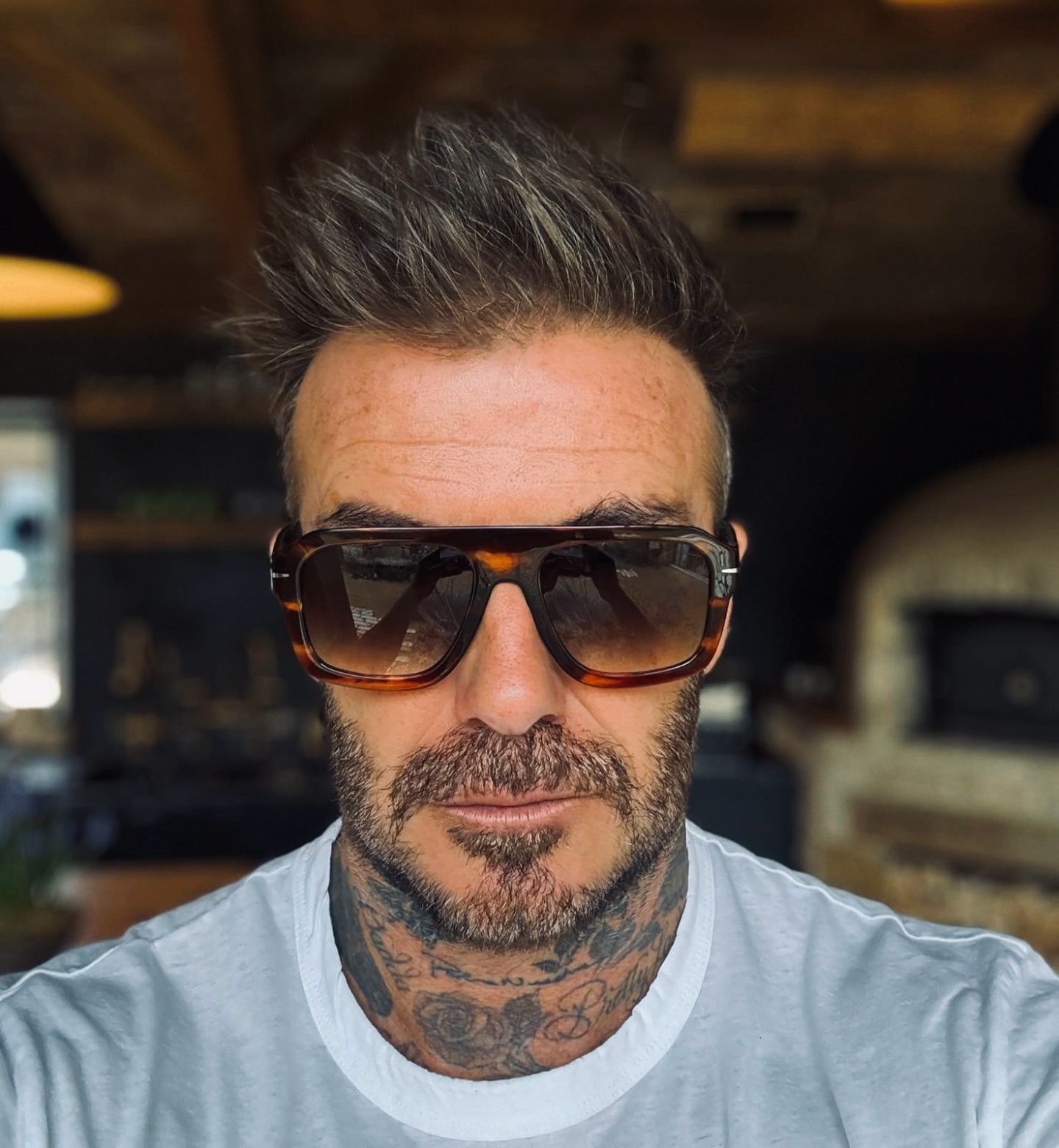 DAVID BECKHAM DB 7127S EX49K 54 ERKEK GÜNEŞ GÖZLÜĞÜ
