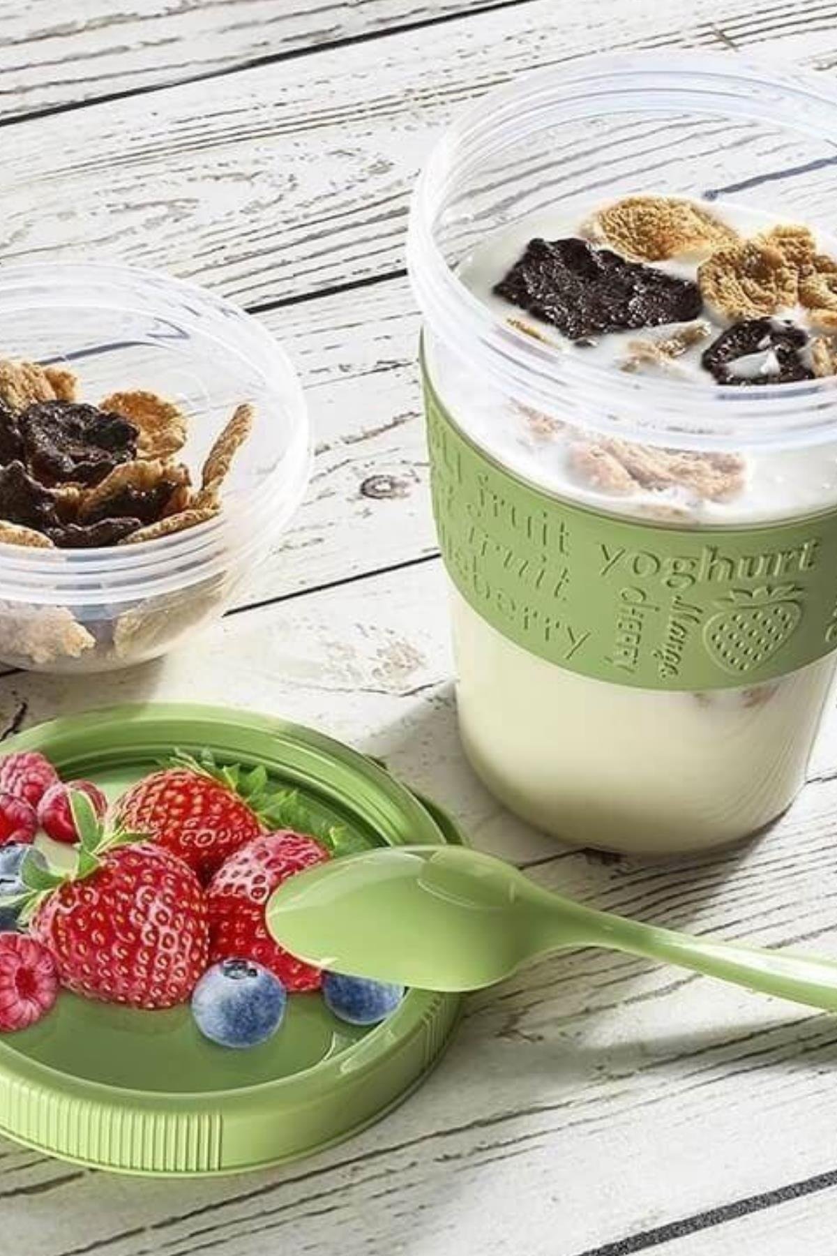 Go Detoks  Kapaklı Kaşıklı Hazırla ve Çık Meyveli Yoğurt Müsli Kabı Beslenme Diyet 600 ml