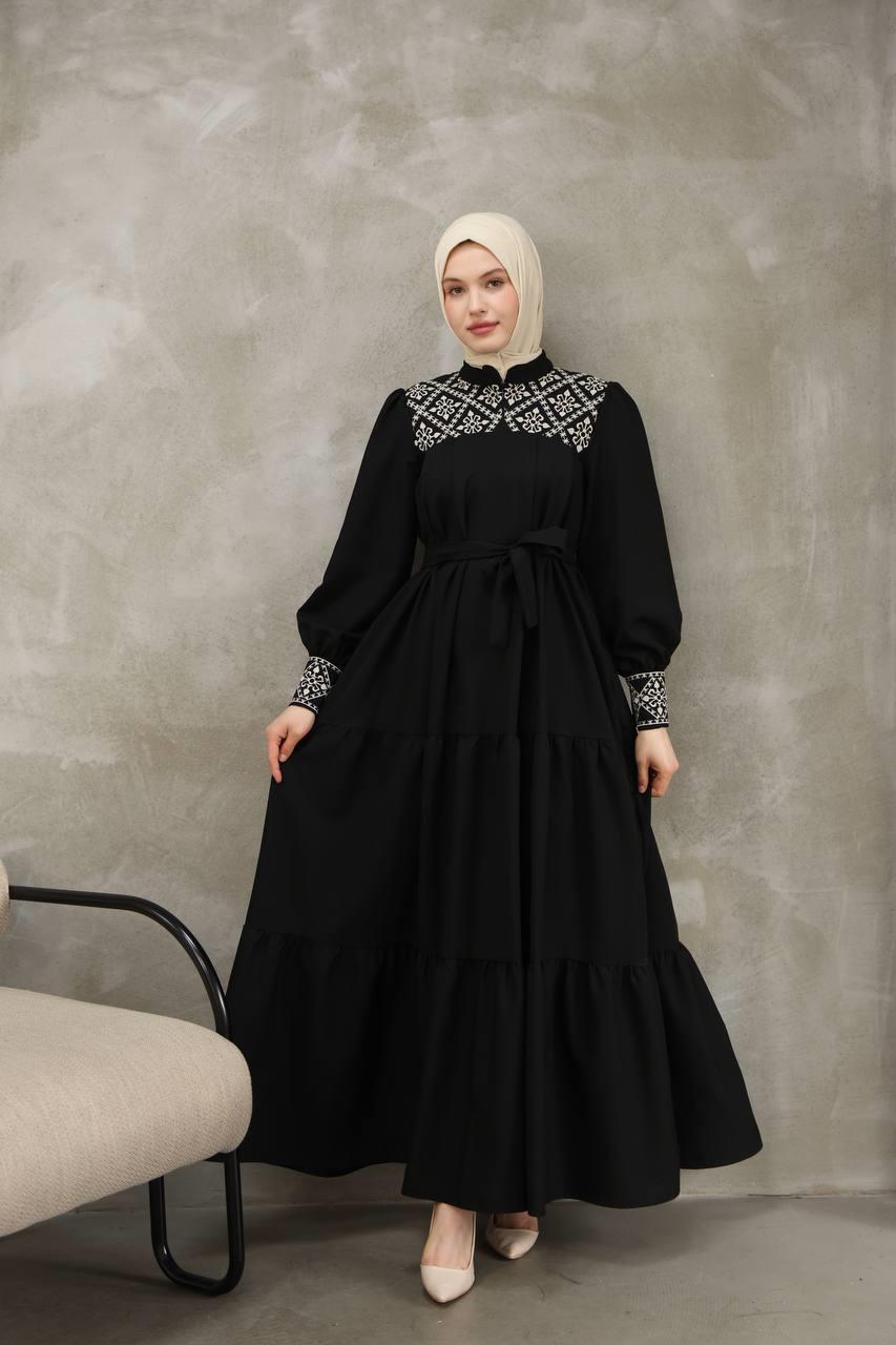 7032 Nakış Detaylı Elbise - Siyah