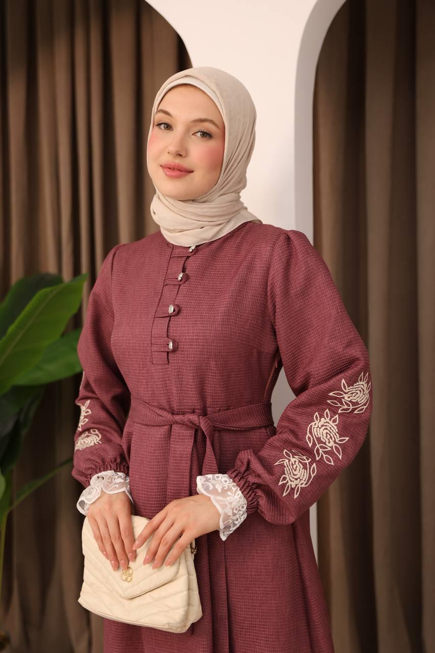 7066 Dantelli ve İşlemli Elbise - Gül kurusu