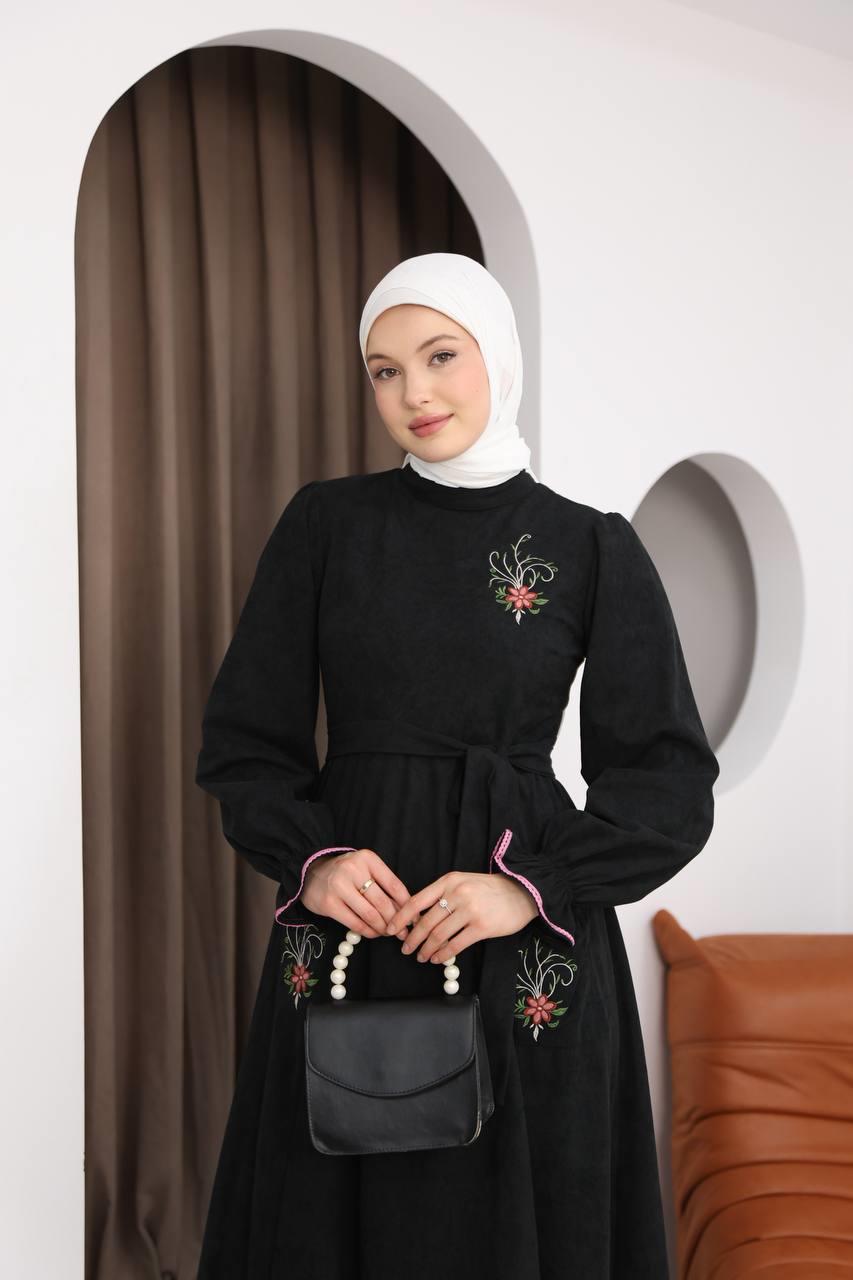 7077 Çiçek Nakışlı Elbise - Siyah