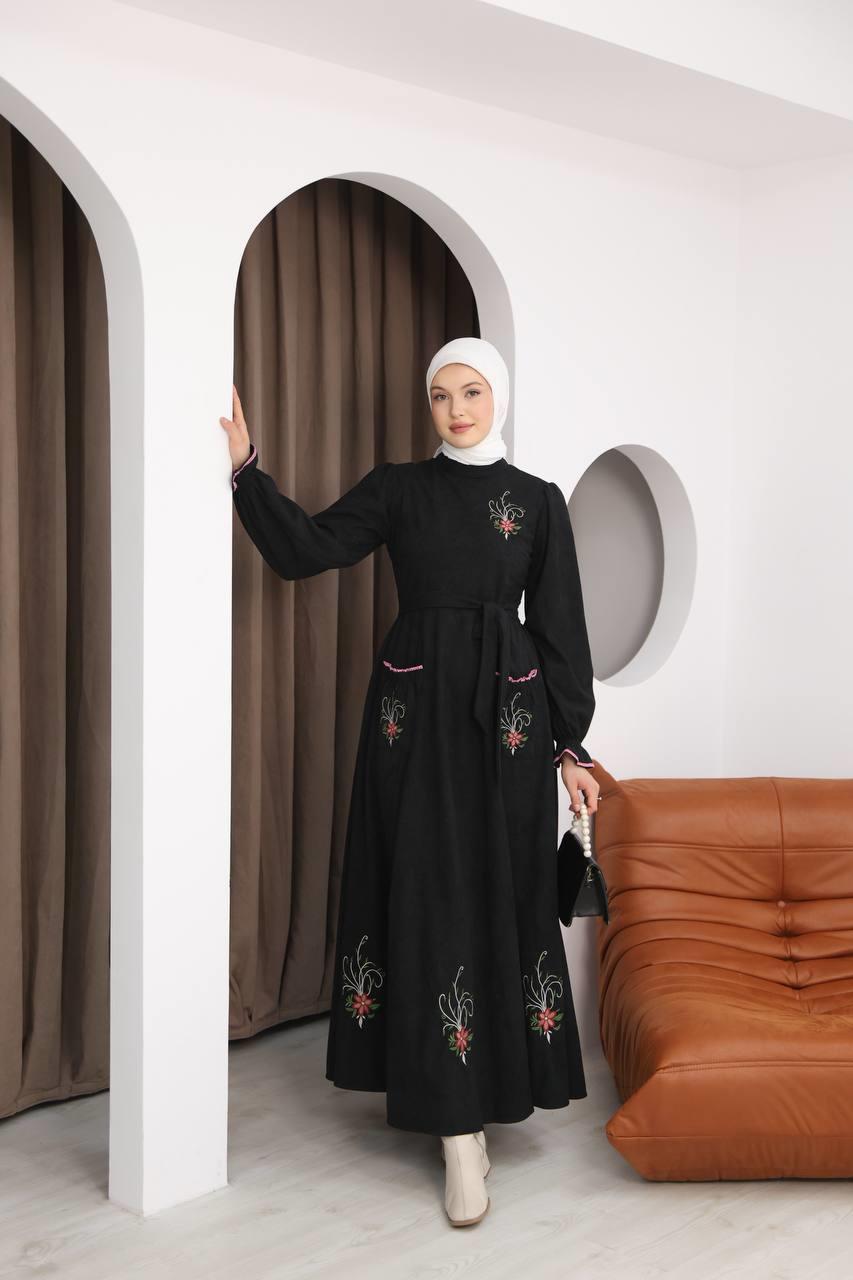 7077 Çiçek Nakışlı Elbise - Siyah