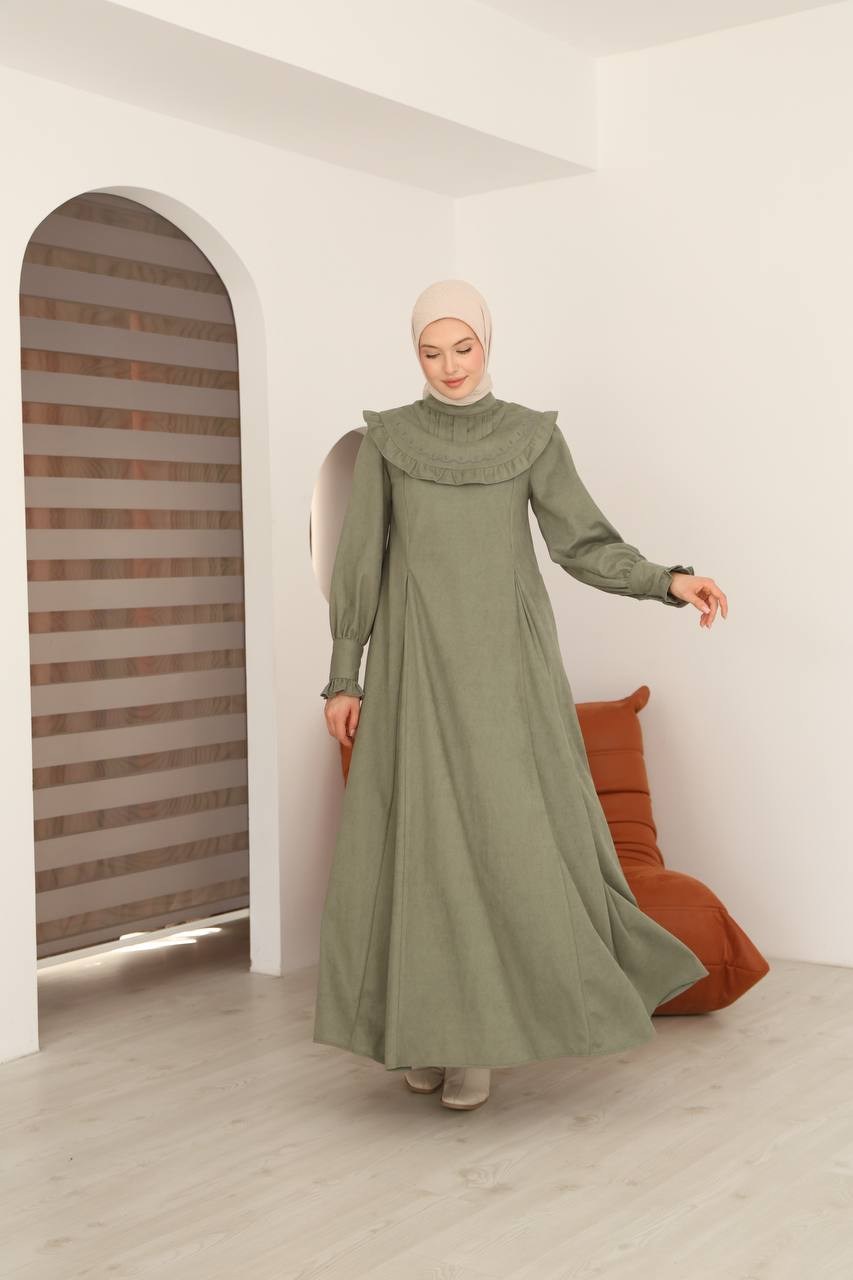 7089 Nakış Detaylı Fırfırlı Yaka Elbise - Haki