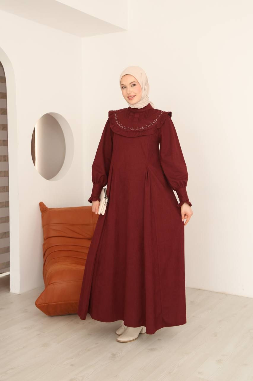 7089 Nakış Detaylı Fırfırlı Yaka Elbise - Bordo 