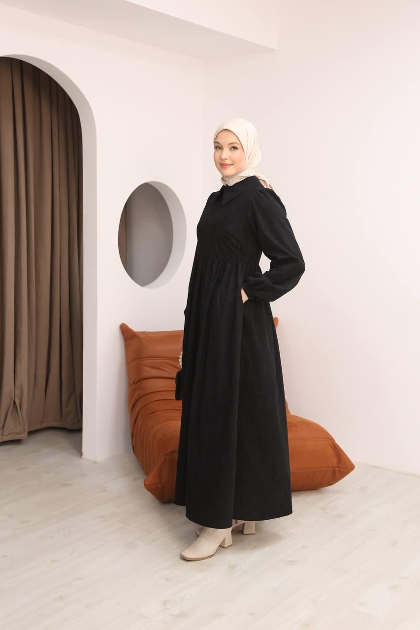 7100 Sade Tasarımlı Kadife Elbise - Siyah