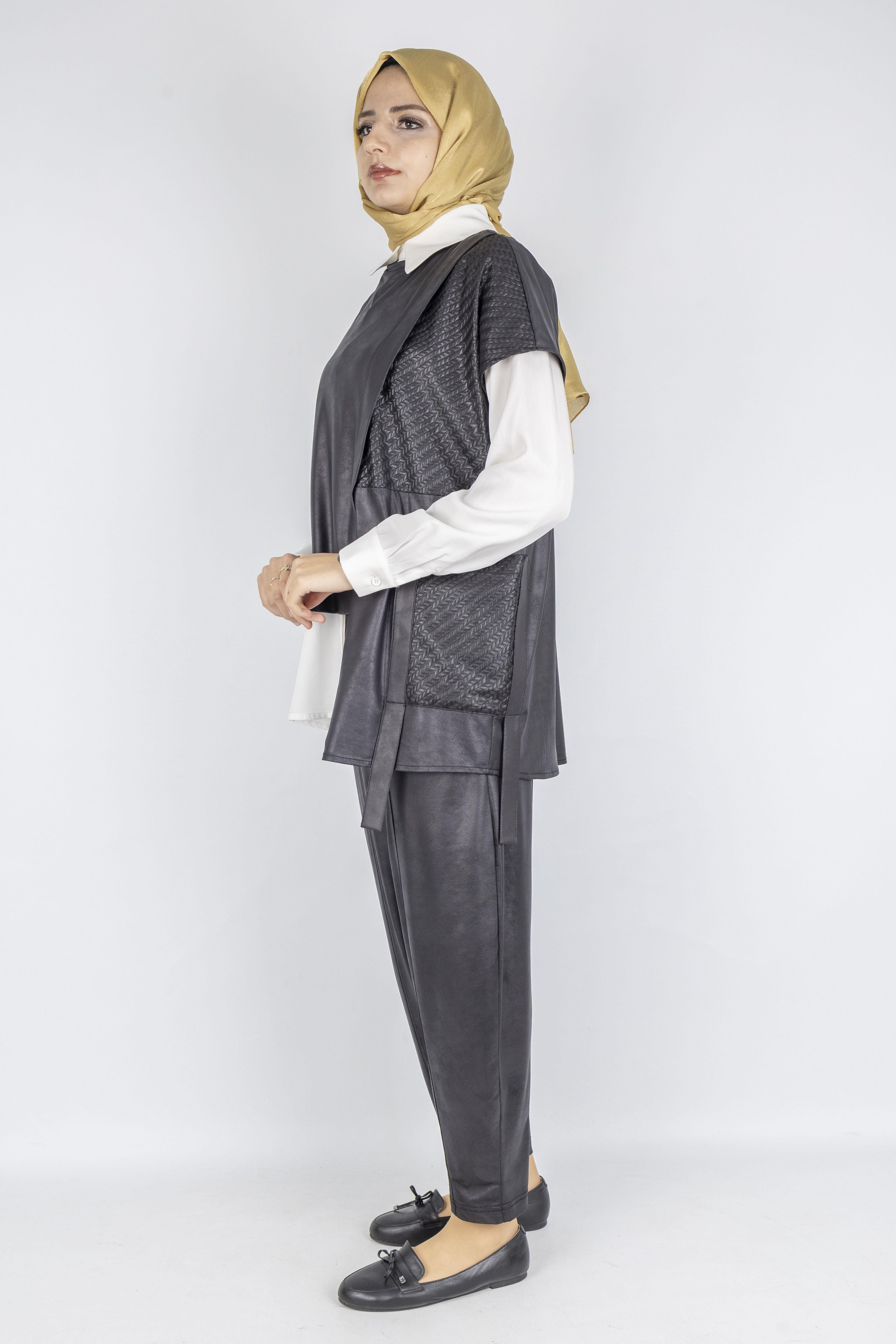 Asimetrik Kesim Deri Üçlü Takım Siyah OTW25630