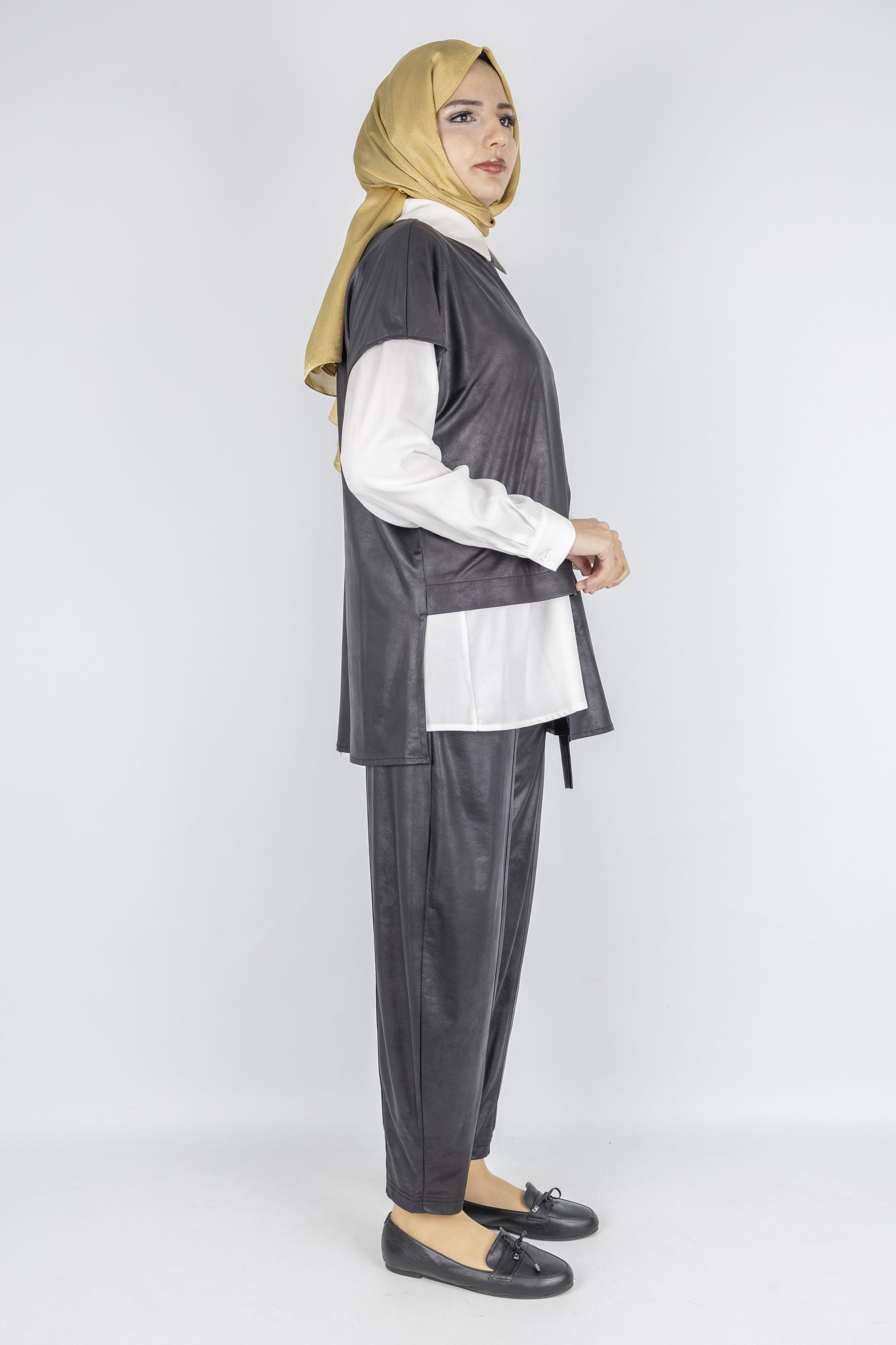 Asimetrik Kesim Deri Üçlü Takım Siyah OTW25630