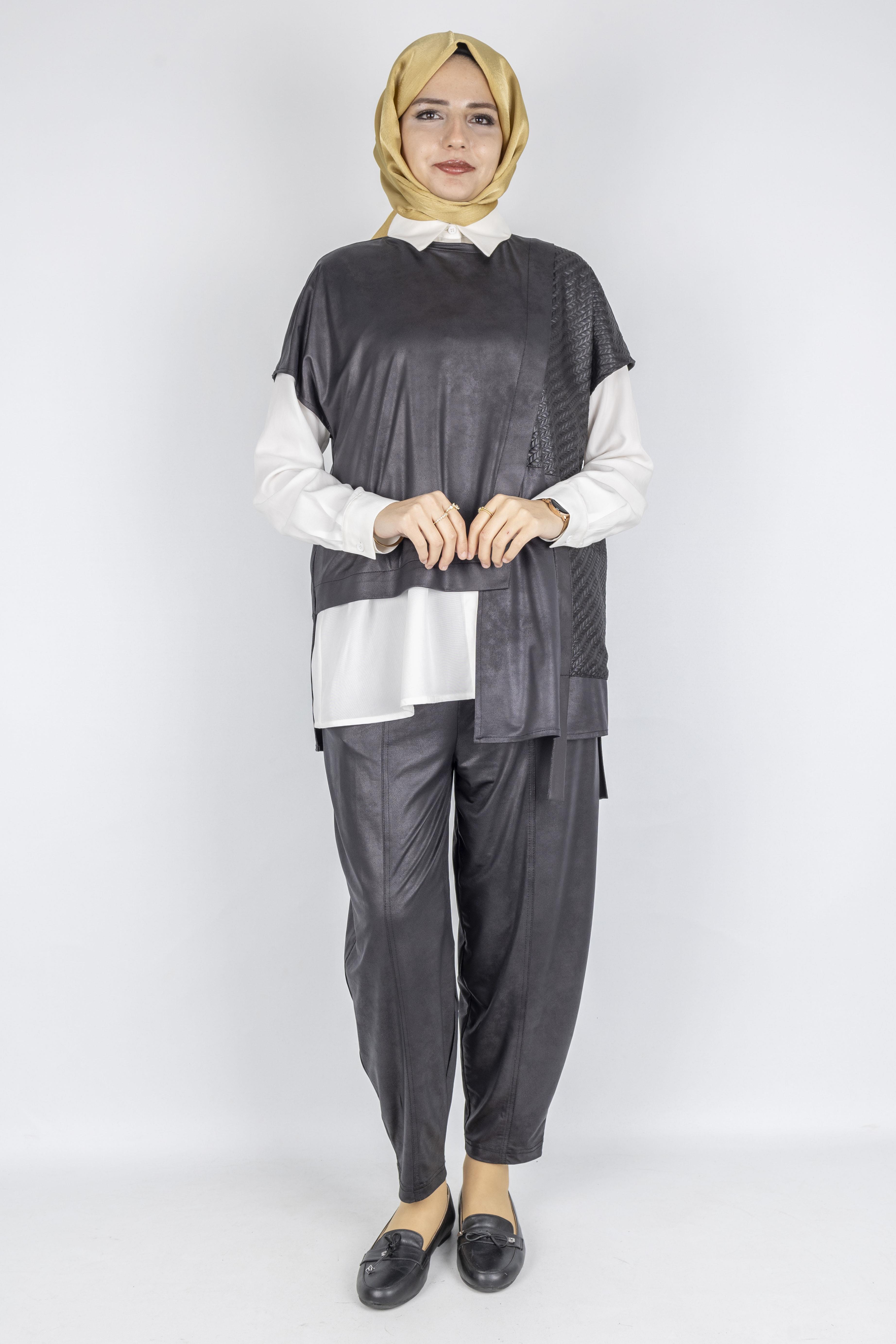 Asimetrik Kesim Deri Üçlü Takım Siyah OTW25630