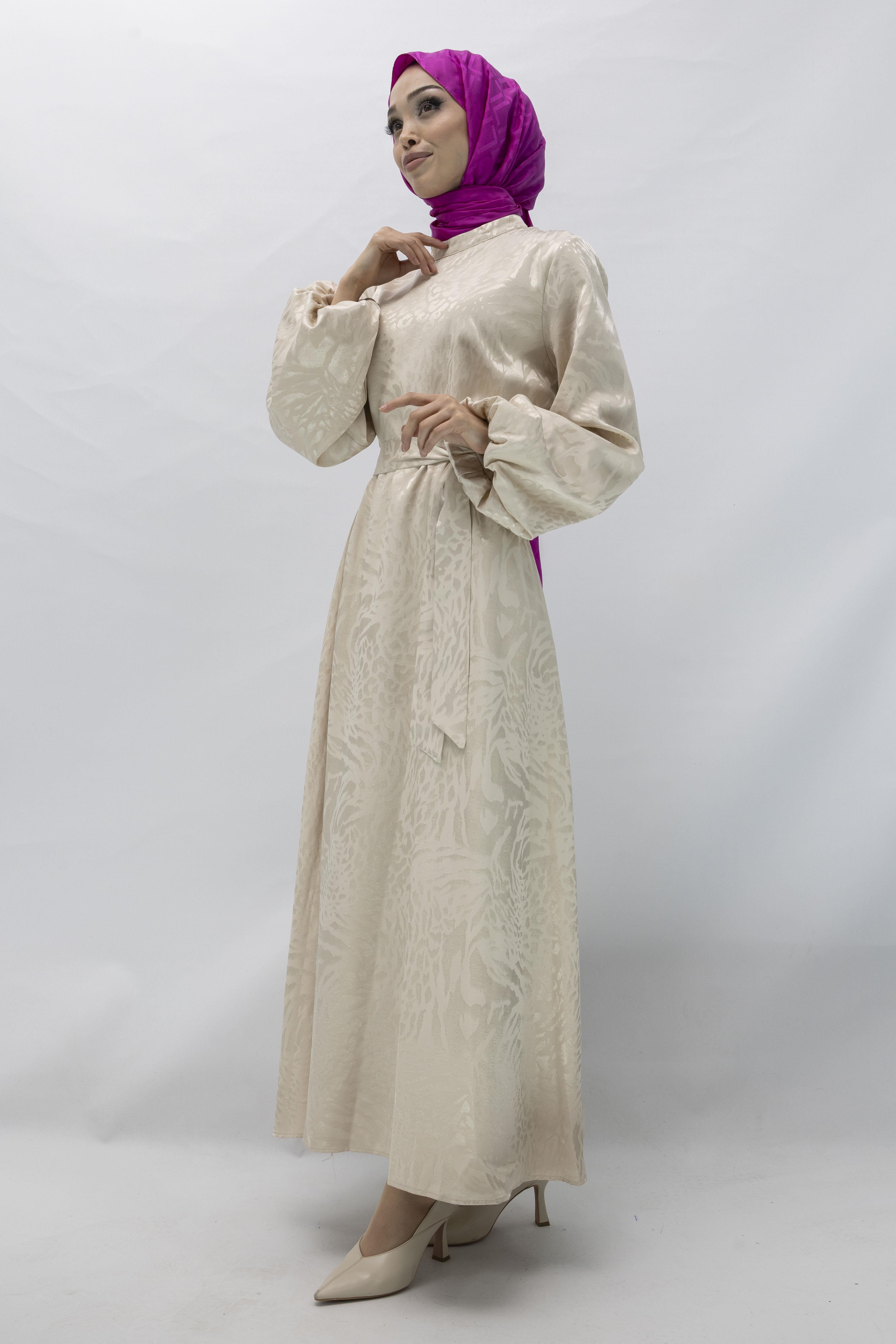 Astarlı Balon Kol Jakar Elbise Bej OTW13145