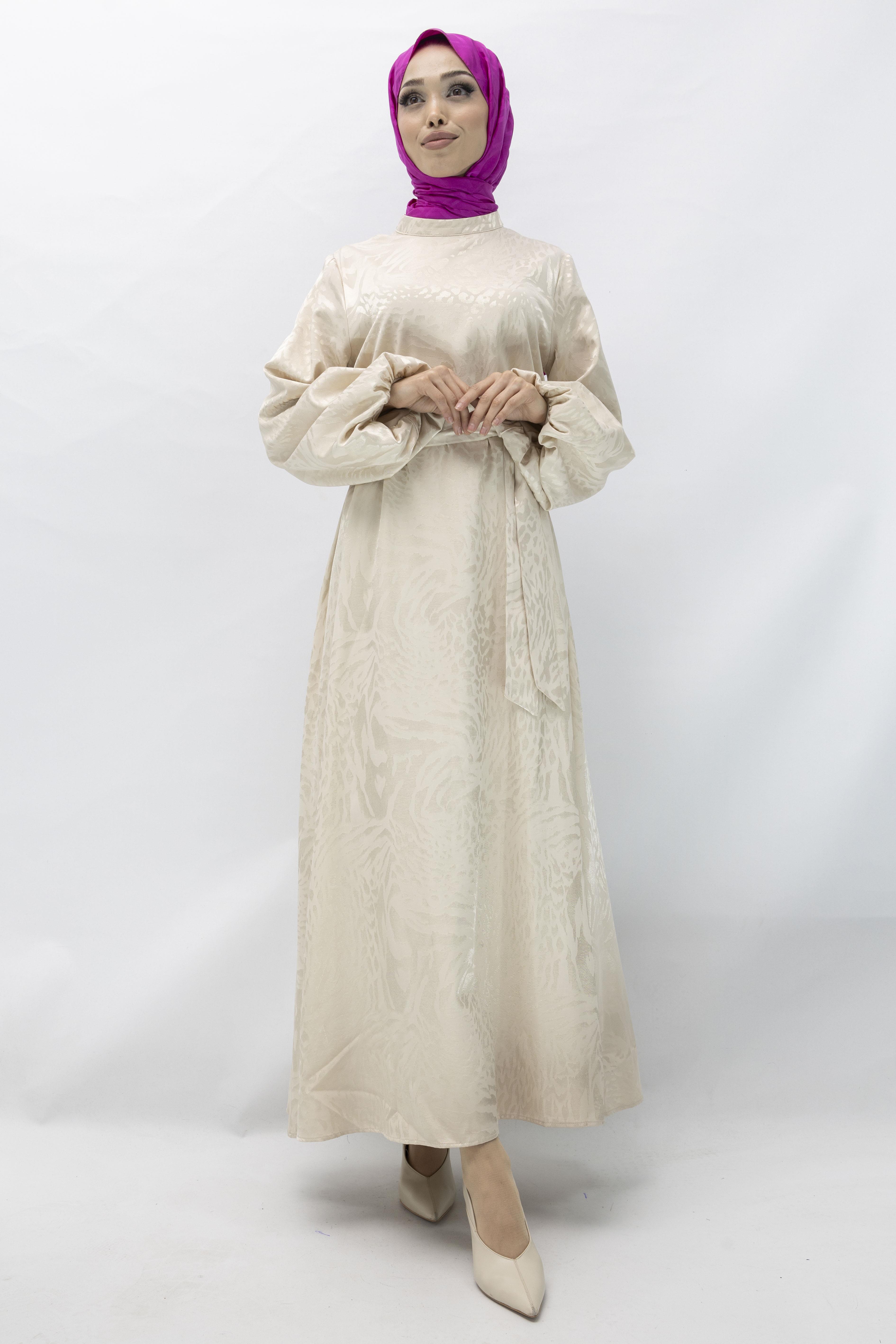 Astarlı Balon Kol Jakar Elbise Bej OTW13145