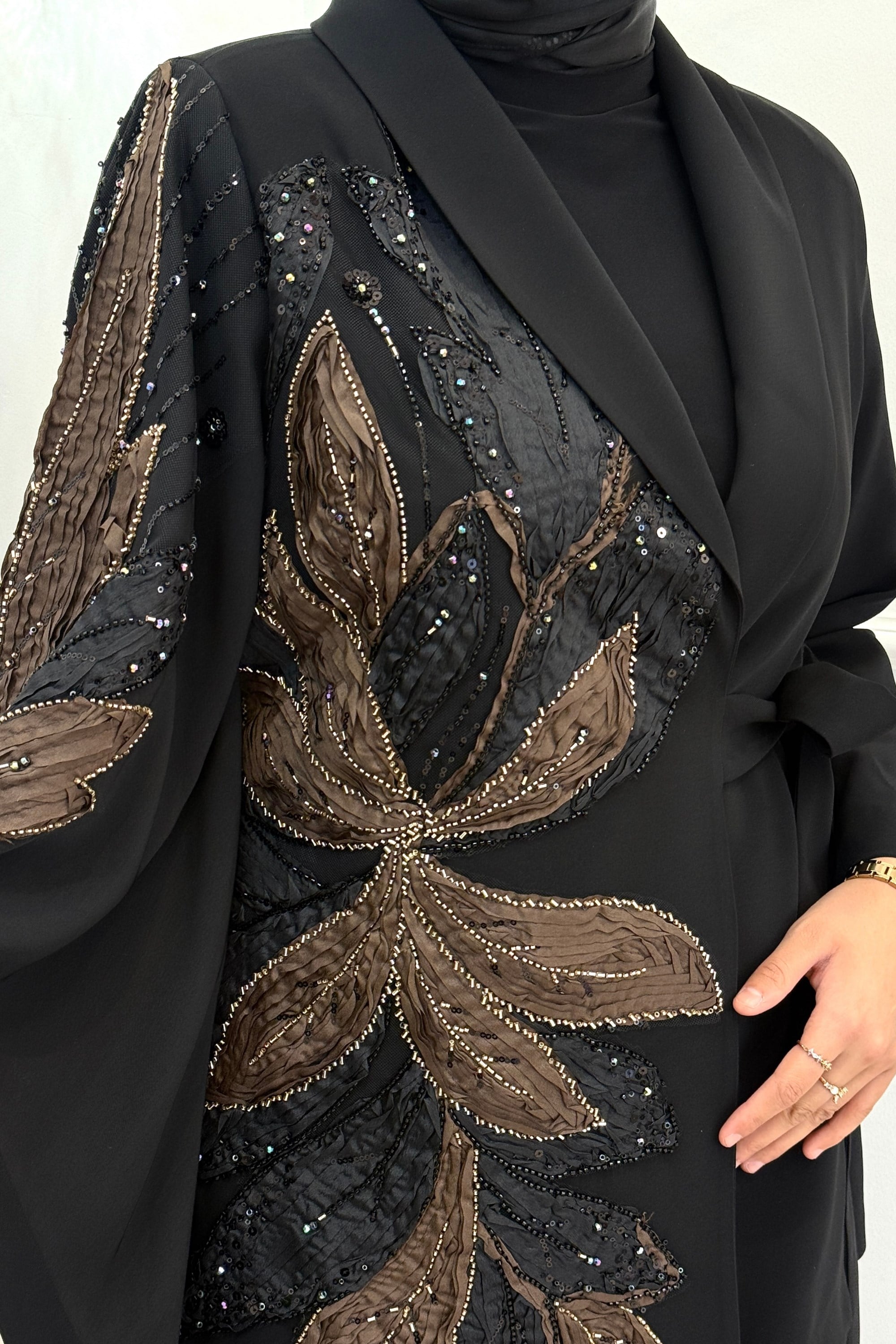 Büyük Beden Çiçek Desenli Taş İşlemeli Abaya Takım Siyah OTW47805