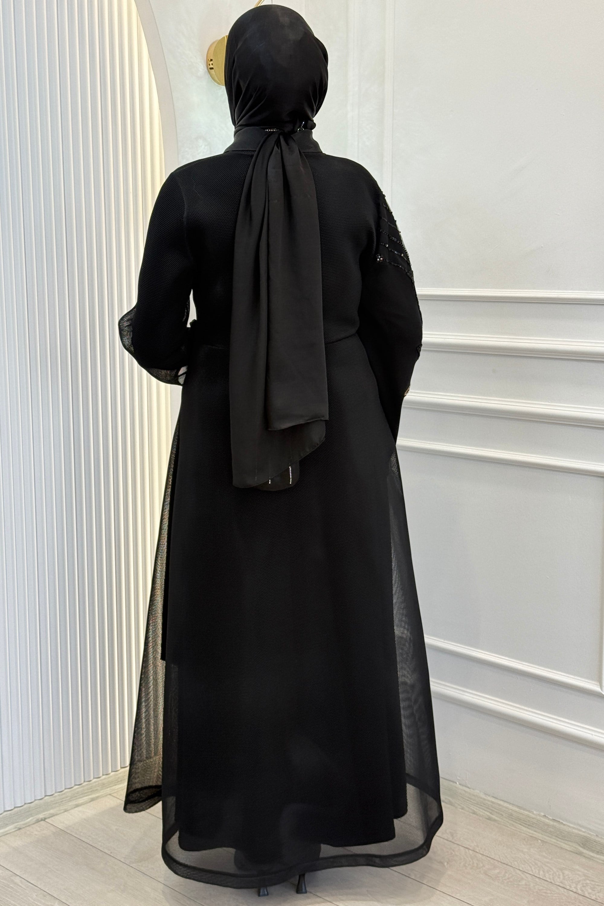 Büyük Beden Çiçek Desenli Taş İşlemeli Abaya Takım Siyah OTW47805
