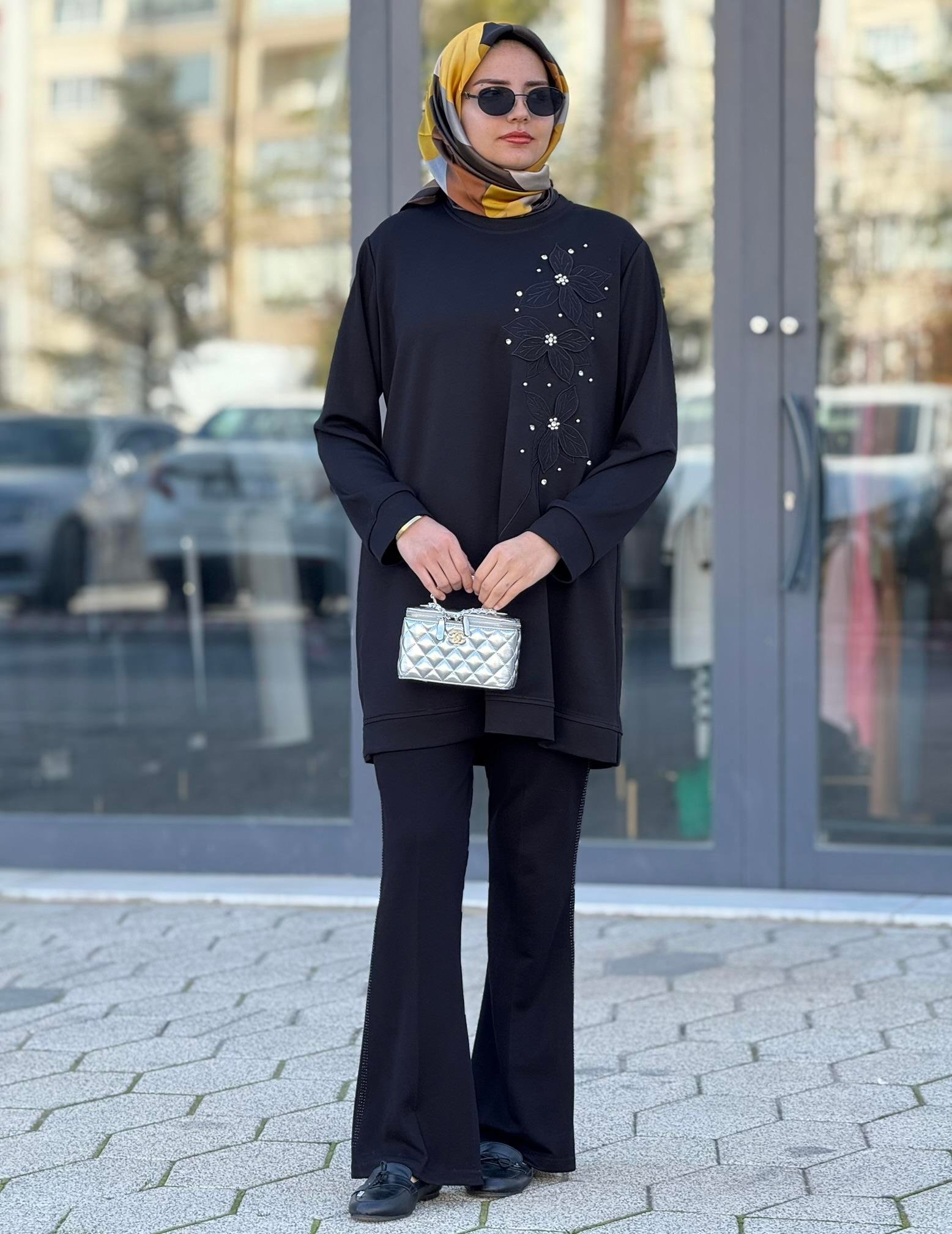 Büyük Beden İnci Çiçek Detaylı Oysho Tunik Siyah OTW2196