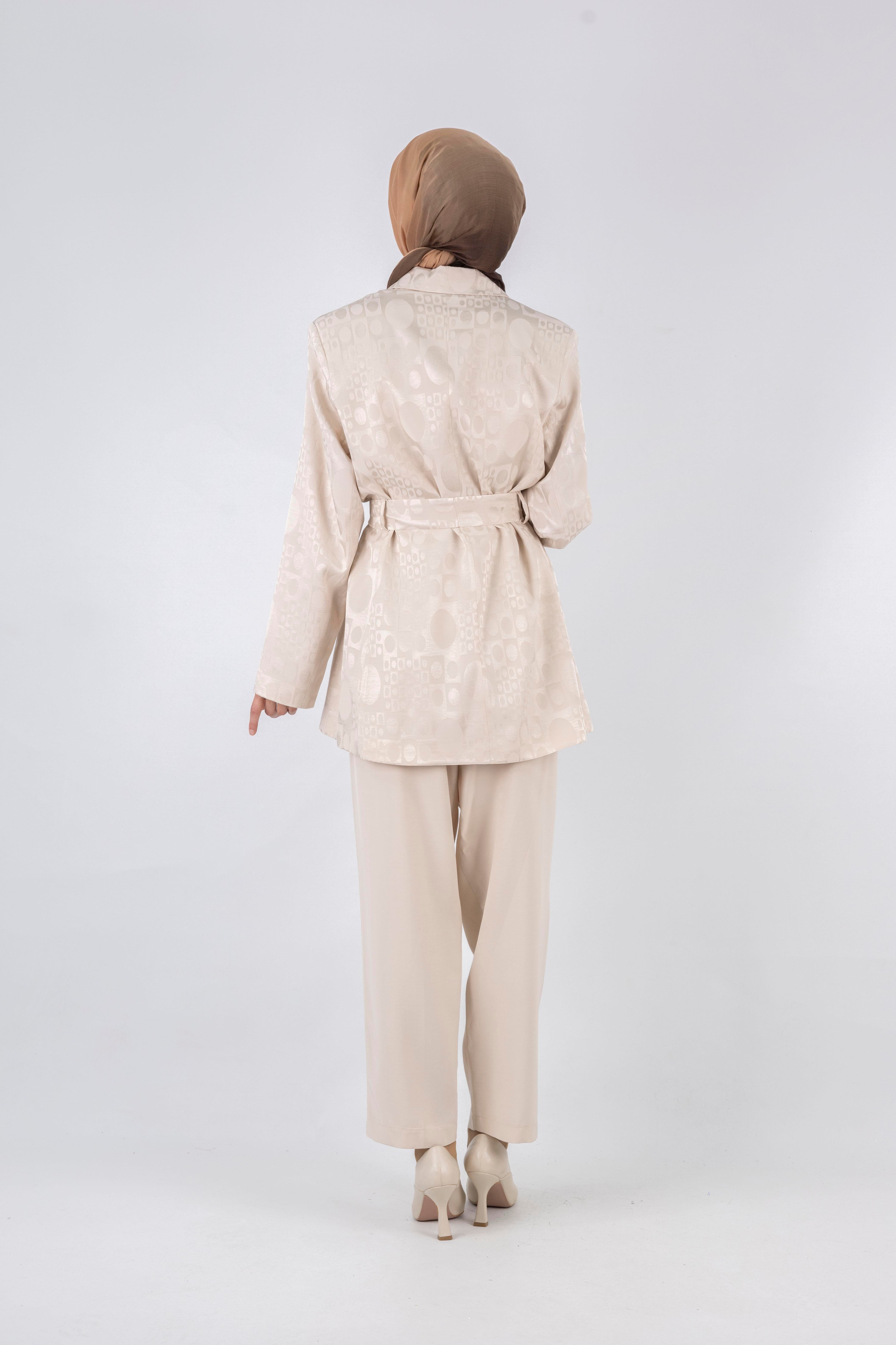 Büyük Beden Jakar Ceketli Takım Bej OTW15189