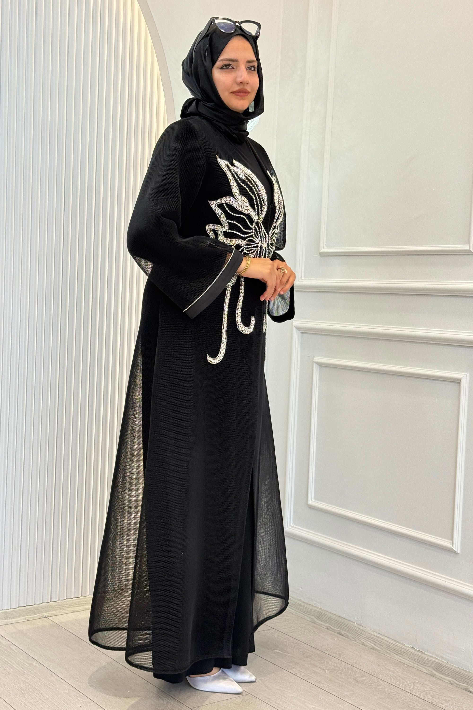 Büyük Beden Kelebek Taş İşlemeli Abaya Takım Siyah OTW46923
