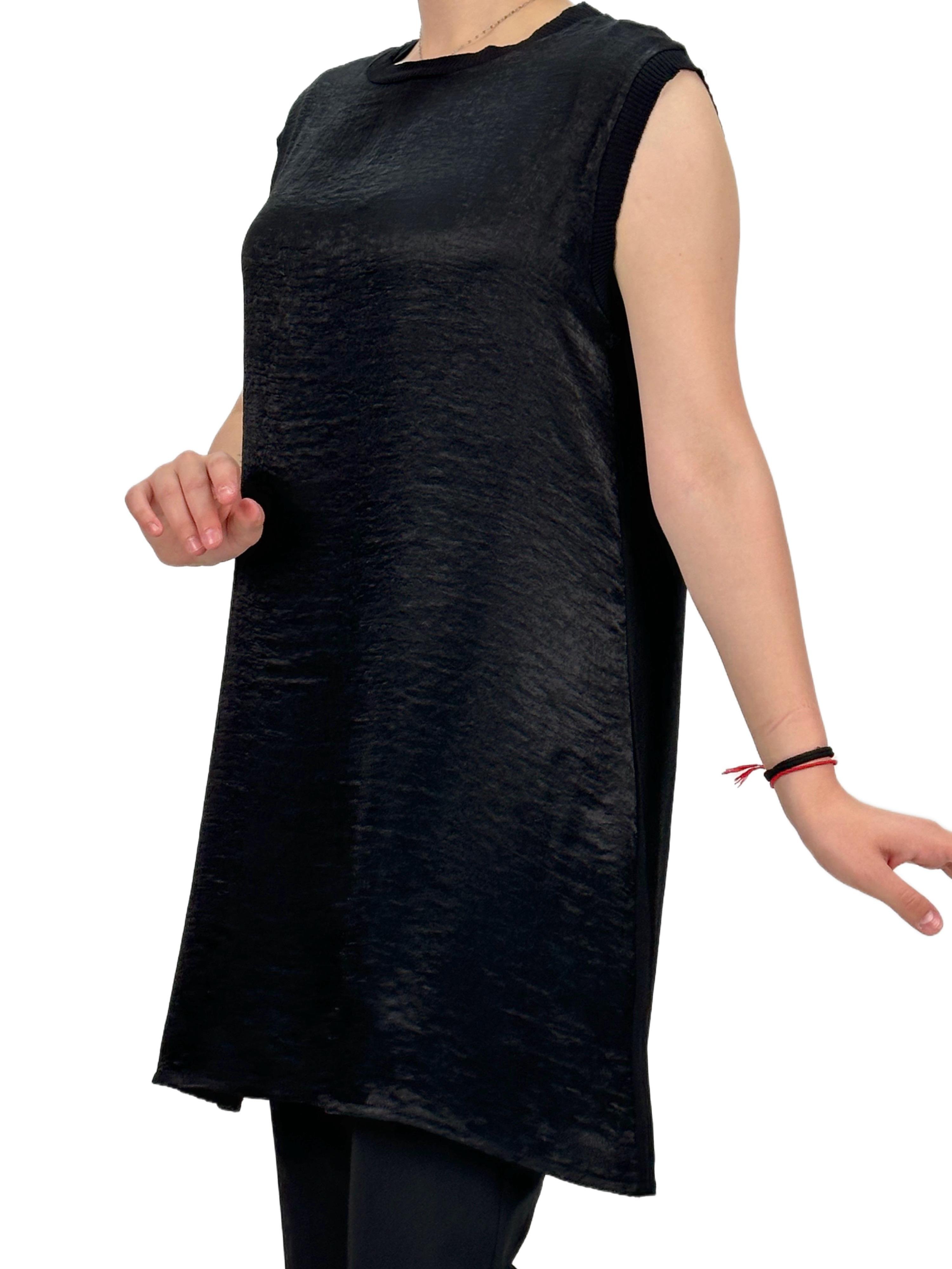 Büyük Beden Kolsuz Rayonlu Penye İçlik Siyah OTW403