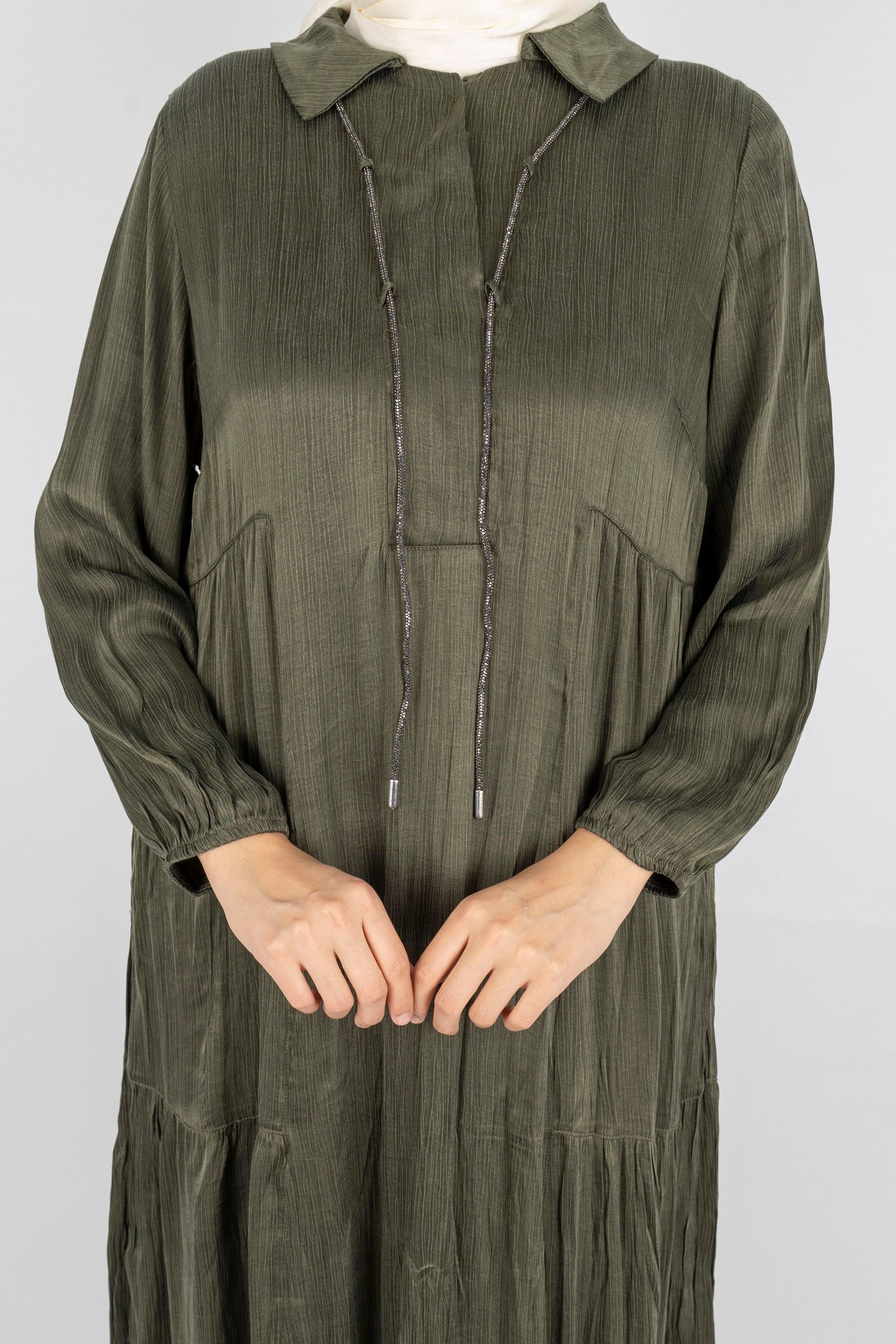 Büyük Beden Kolyeli Qupra Kumaş Elbise Haki OTW5793