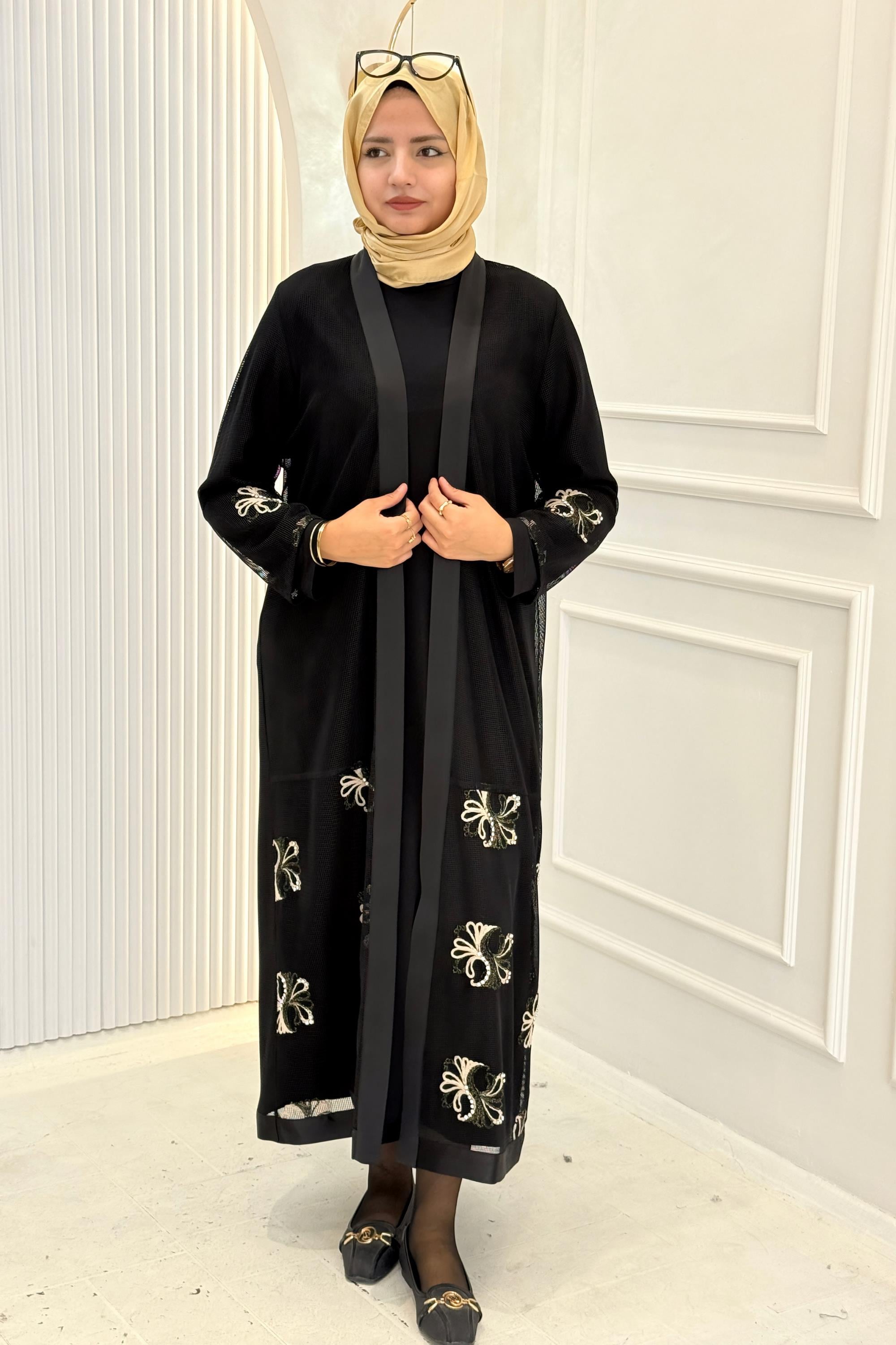 Büyük Beden Nakış İşlemeli File Abaya Takım Siyah OTW26114