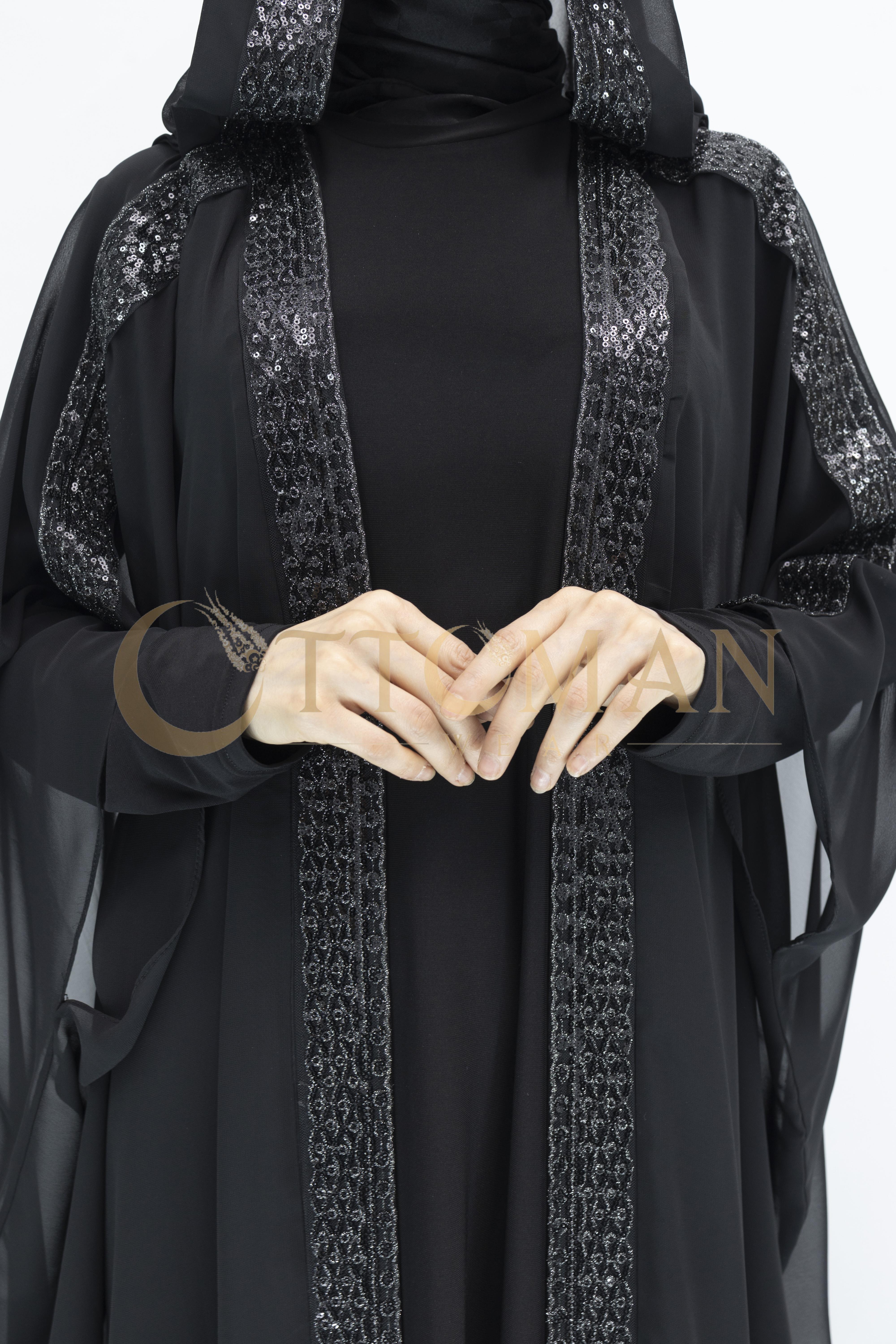Büyük Beden Payetli Kapüşonlu Şifon Dubai Abaya Siyah-Gümüş OTW247
