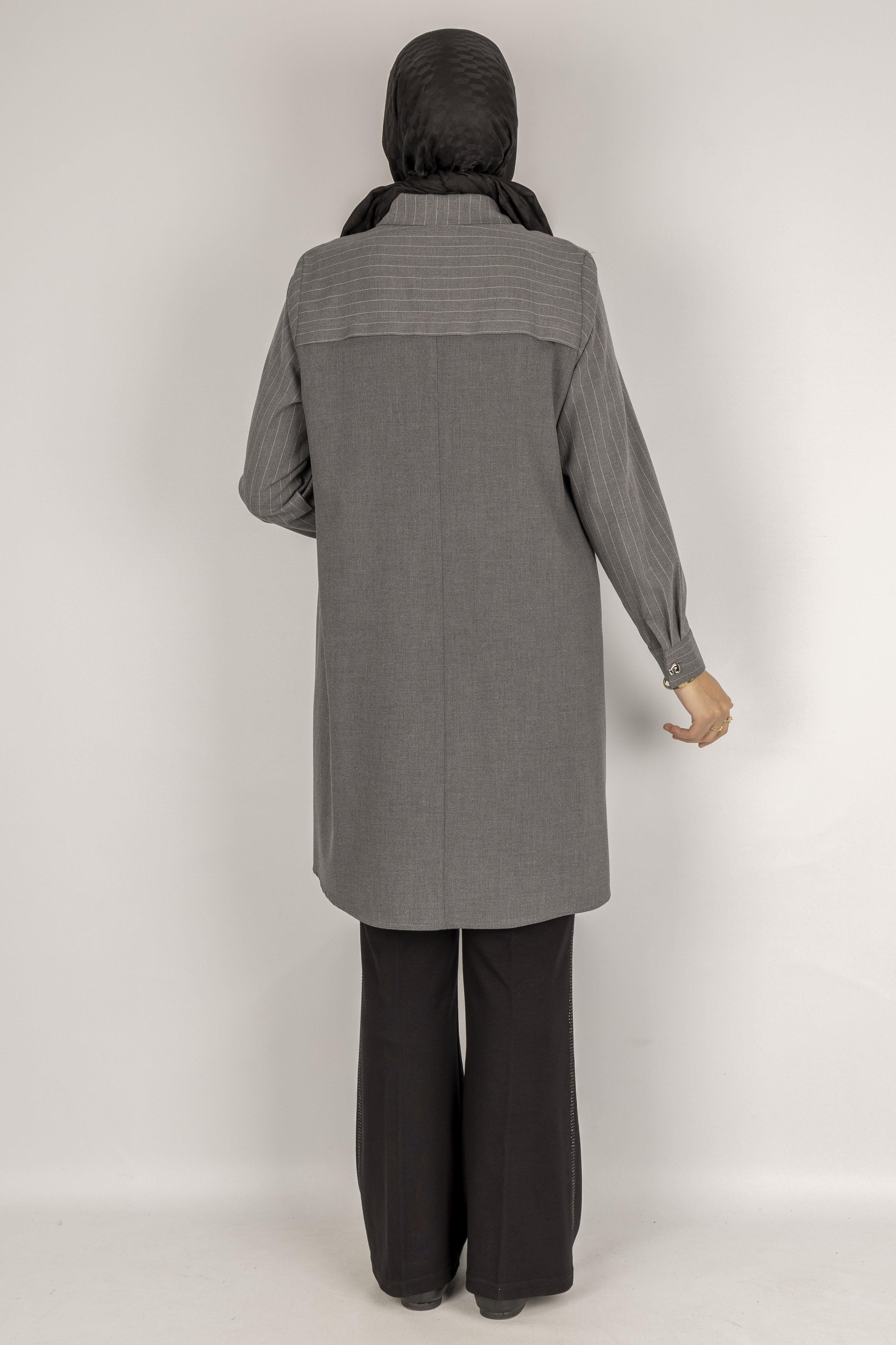 Büyük Beden Taş Detaylı Çizgili Gri Tesettür Gömlek Gri OTW752