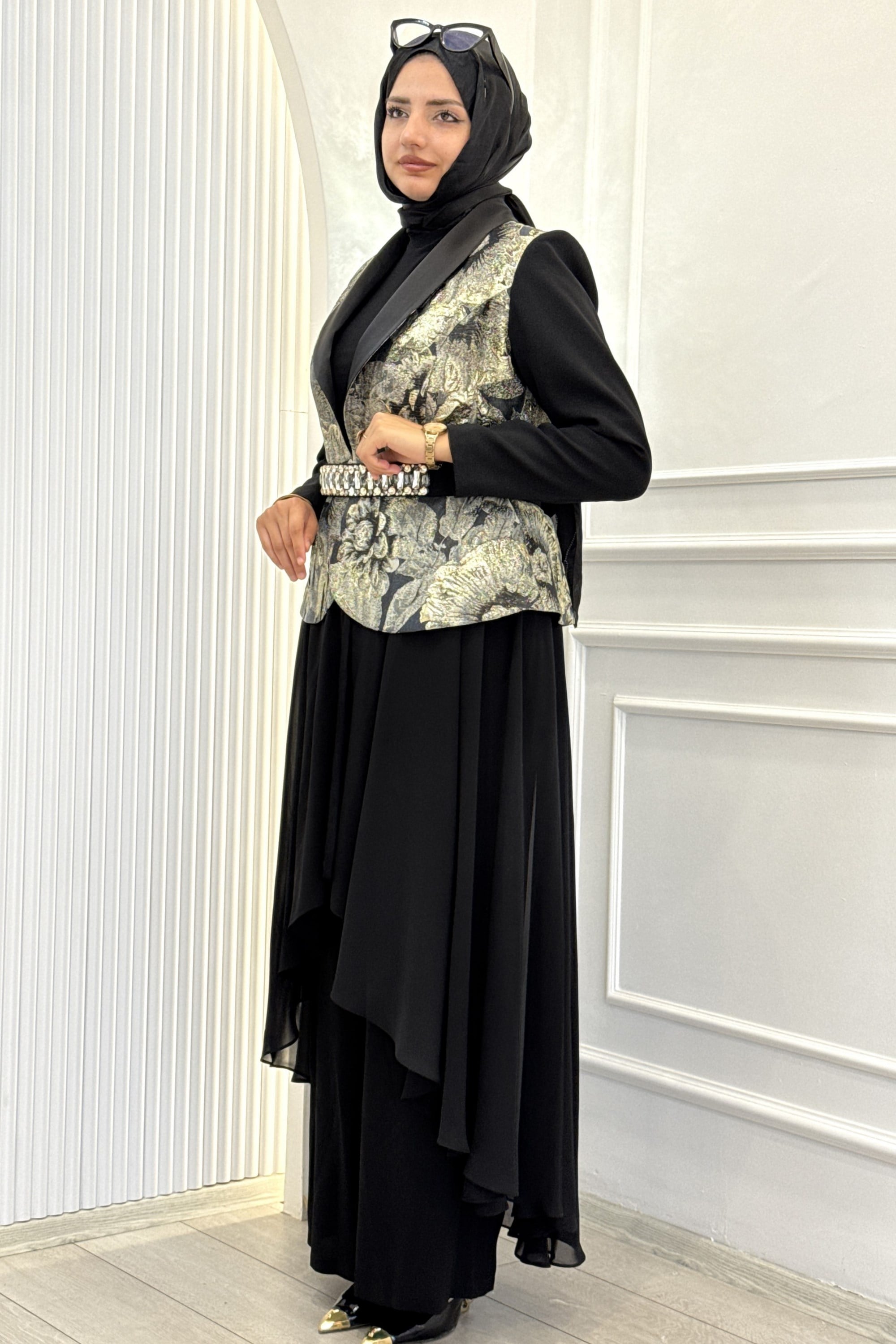 Büyük Beden Taş Kemer Detaylı Pantolonlu Abaya Takım Siyah OTW46911