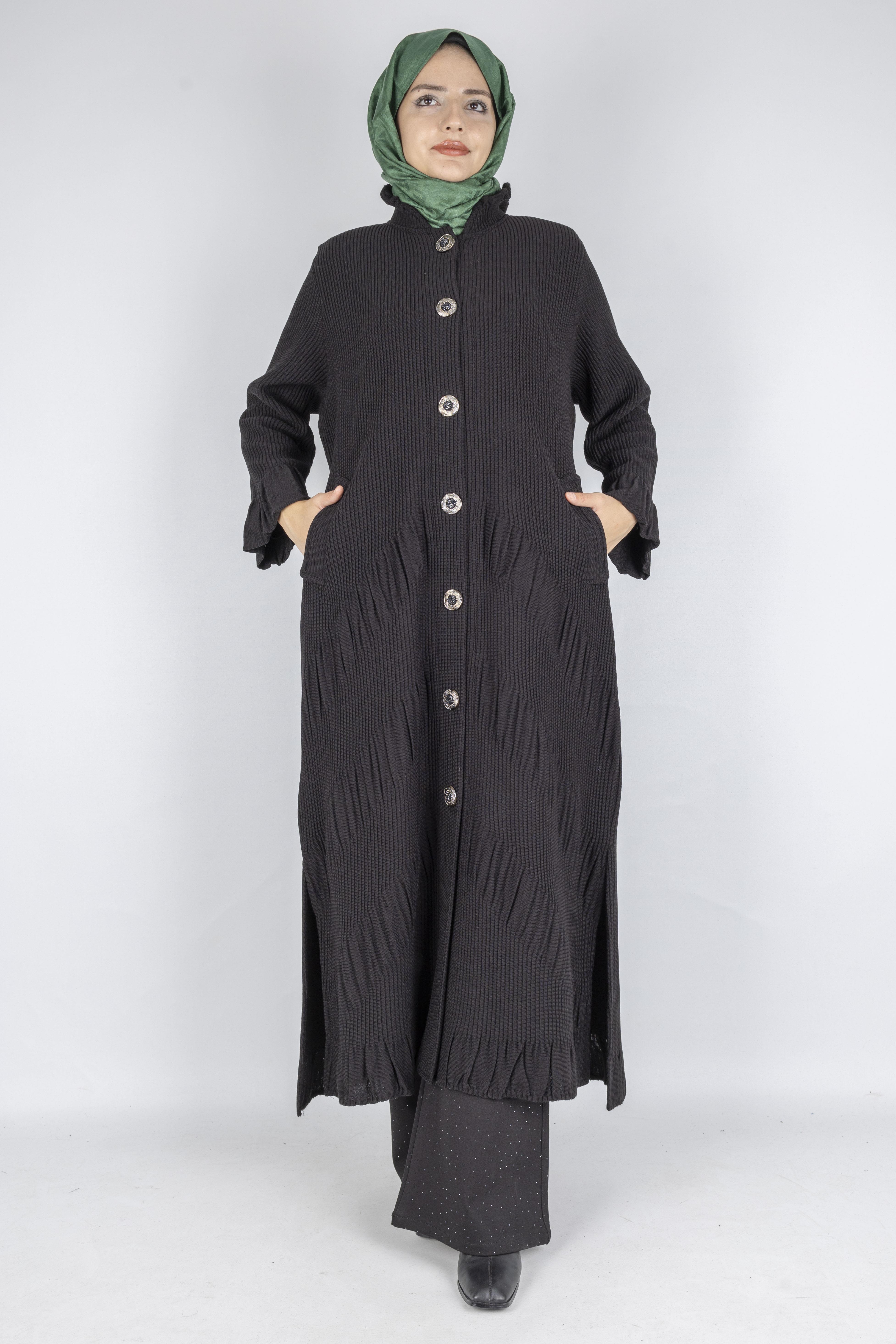 Büzgü Detaylı Düğmeli Büyük Beden Kap Siyah OTW3108