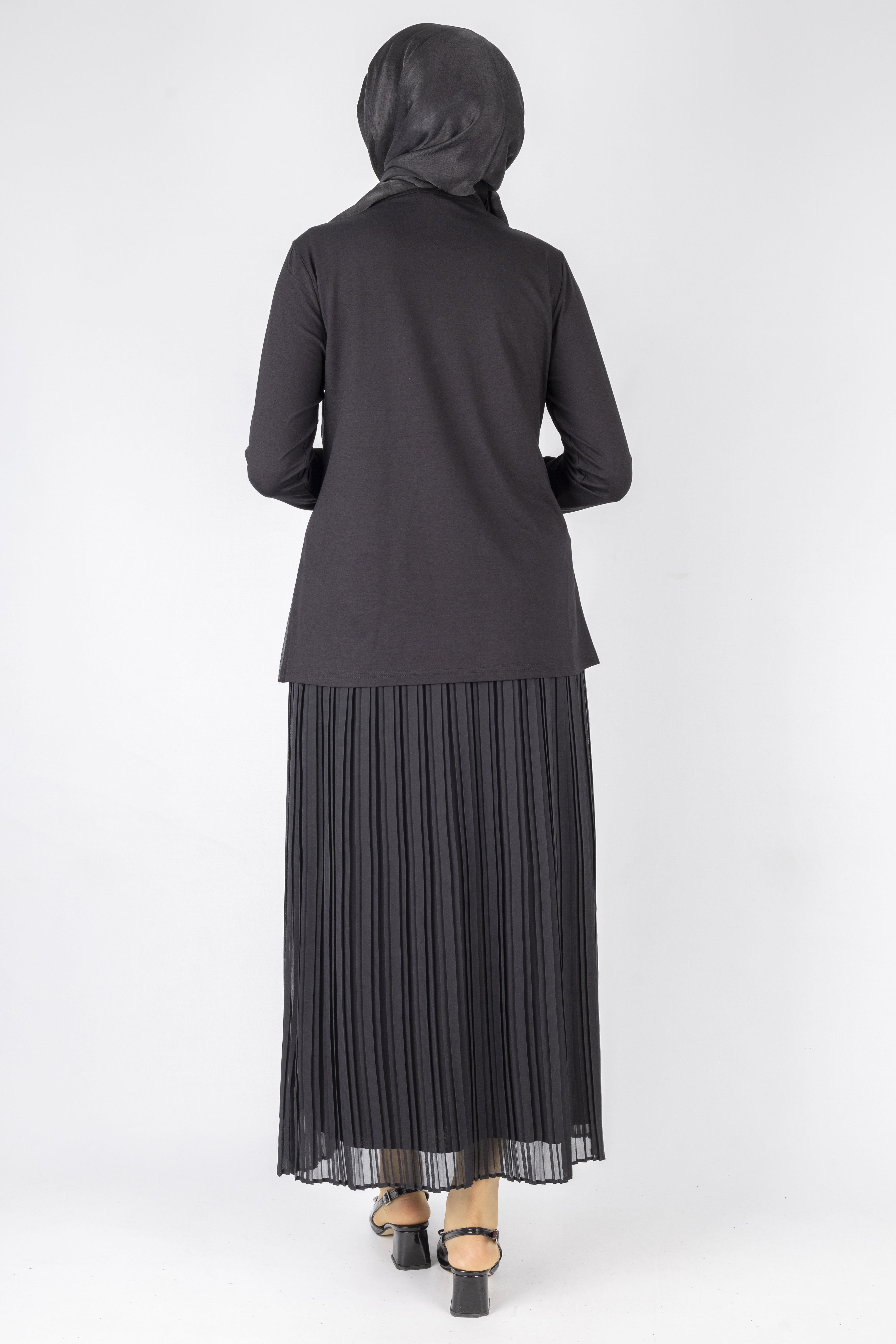 Çiçek Broş Detaylı Tesettür Tunik Siyah OTW571