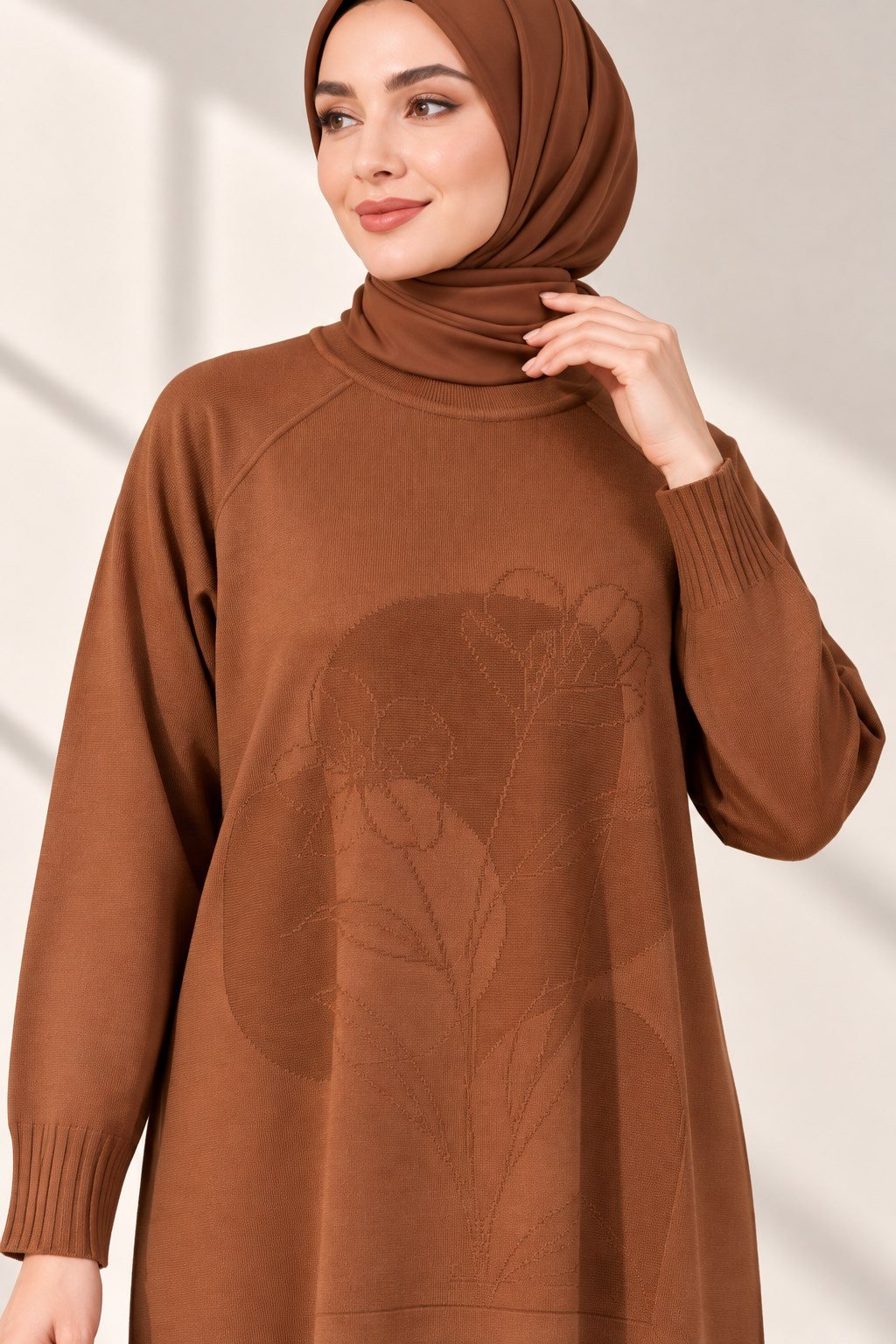 Çiçek Desenli Merserize Triko Uzun Tunik Taba OTW36231