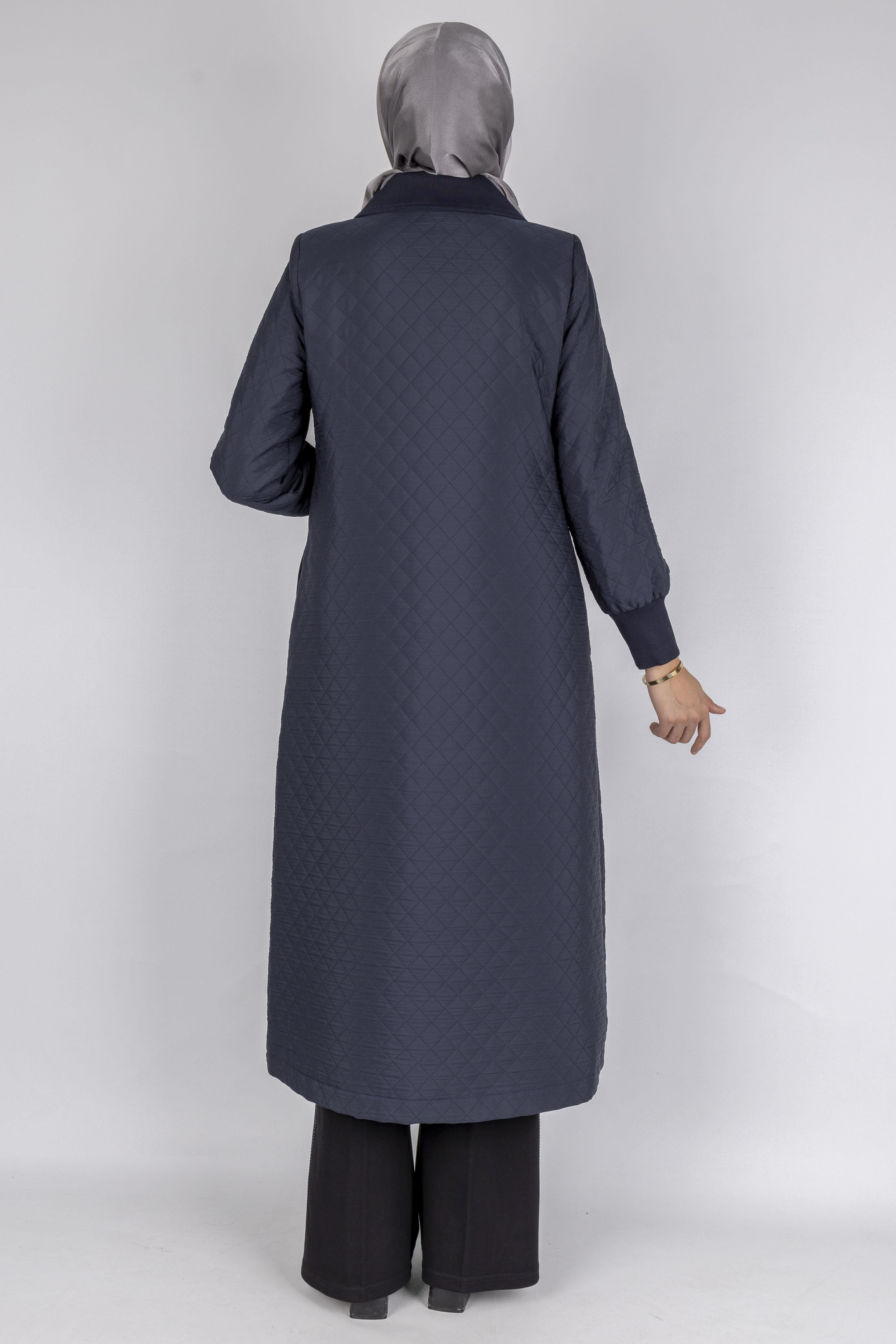 Çıtçıt Düğmeli Kapitone Tesettür Kap Lacivert OTW36297