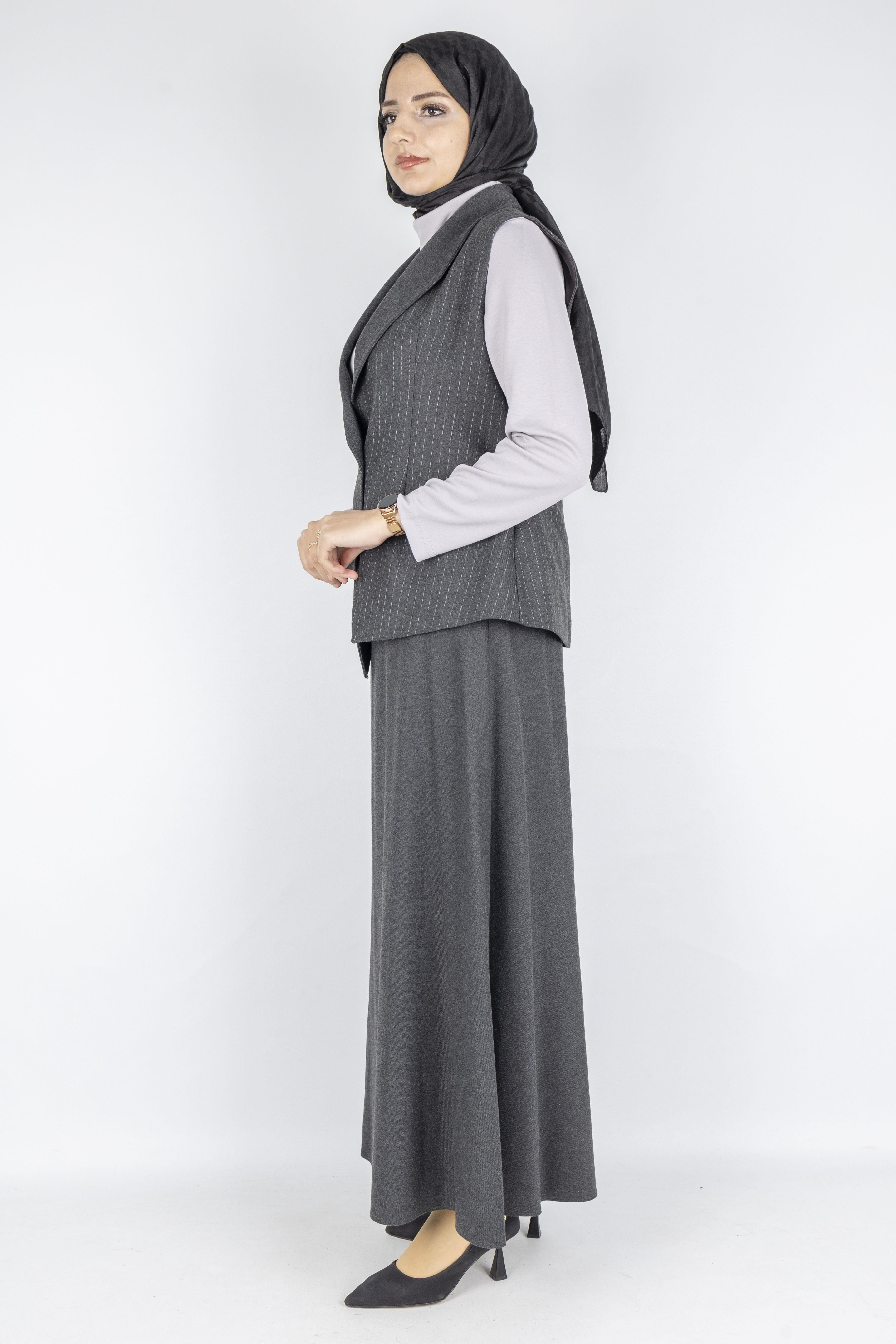 Çizgili Yelekli Üçlü Tesettür Takım Füme OTW2690