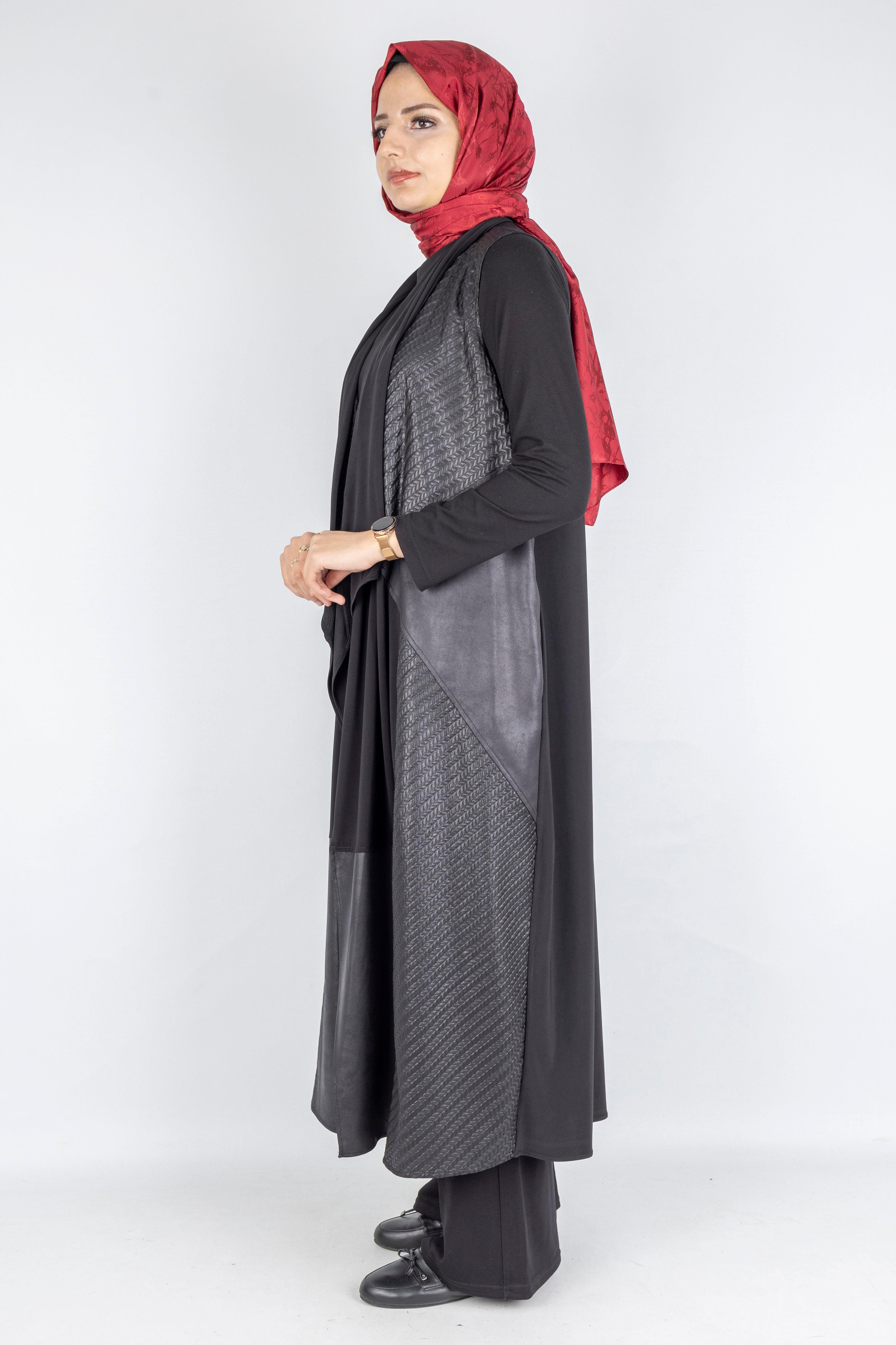 Deri Detaylı Uzun Yelek Siyah OTW25260