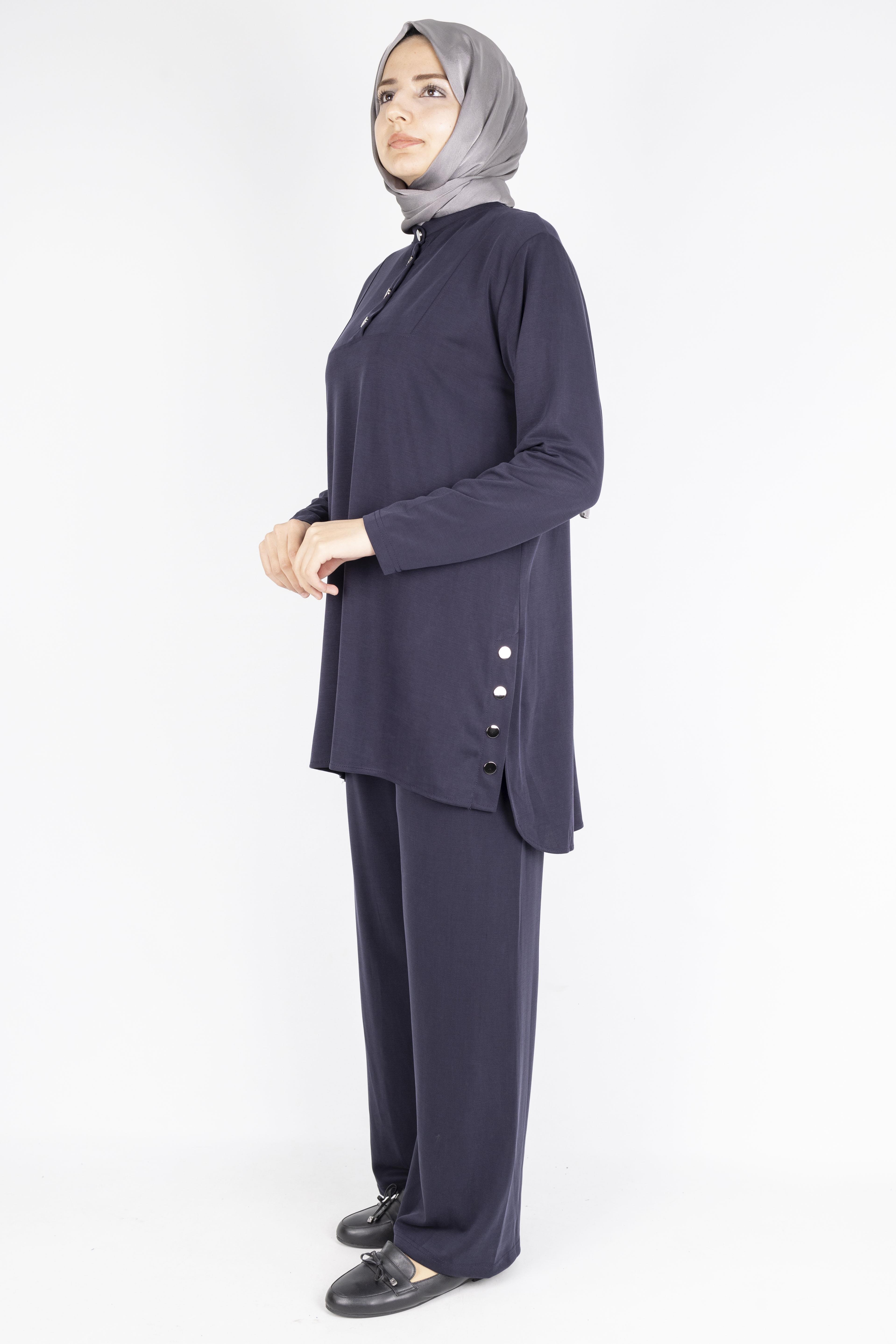 Düğme Detaylı Hakim Yaka Tunik Pantolon İkili Takım Lacivert OTW564