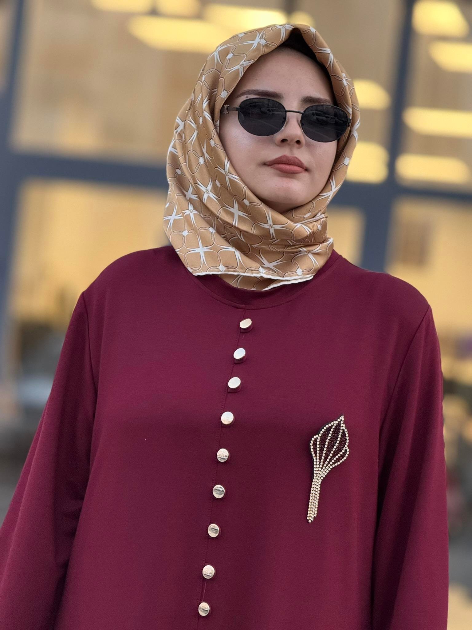 Düğme Detaylı Volan Etek Büyük Beden Tesettür Elbise Bordo OTW2202