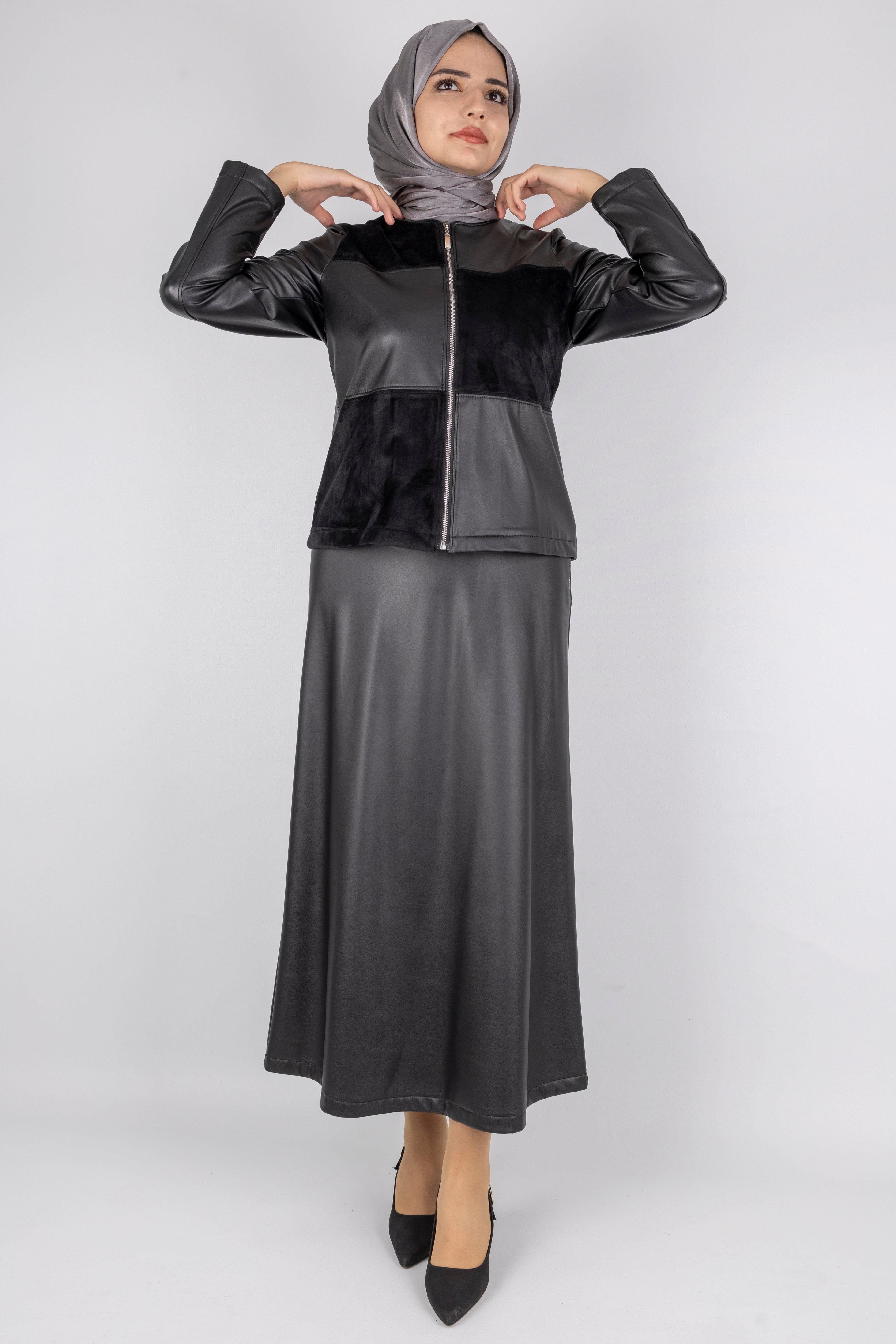 Fermuarlı Deri ve Kadife Detaylı Tesettür Takım Siyah OTW25553