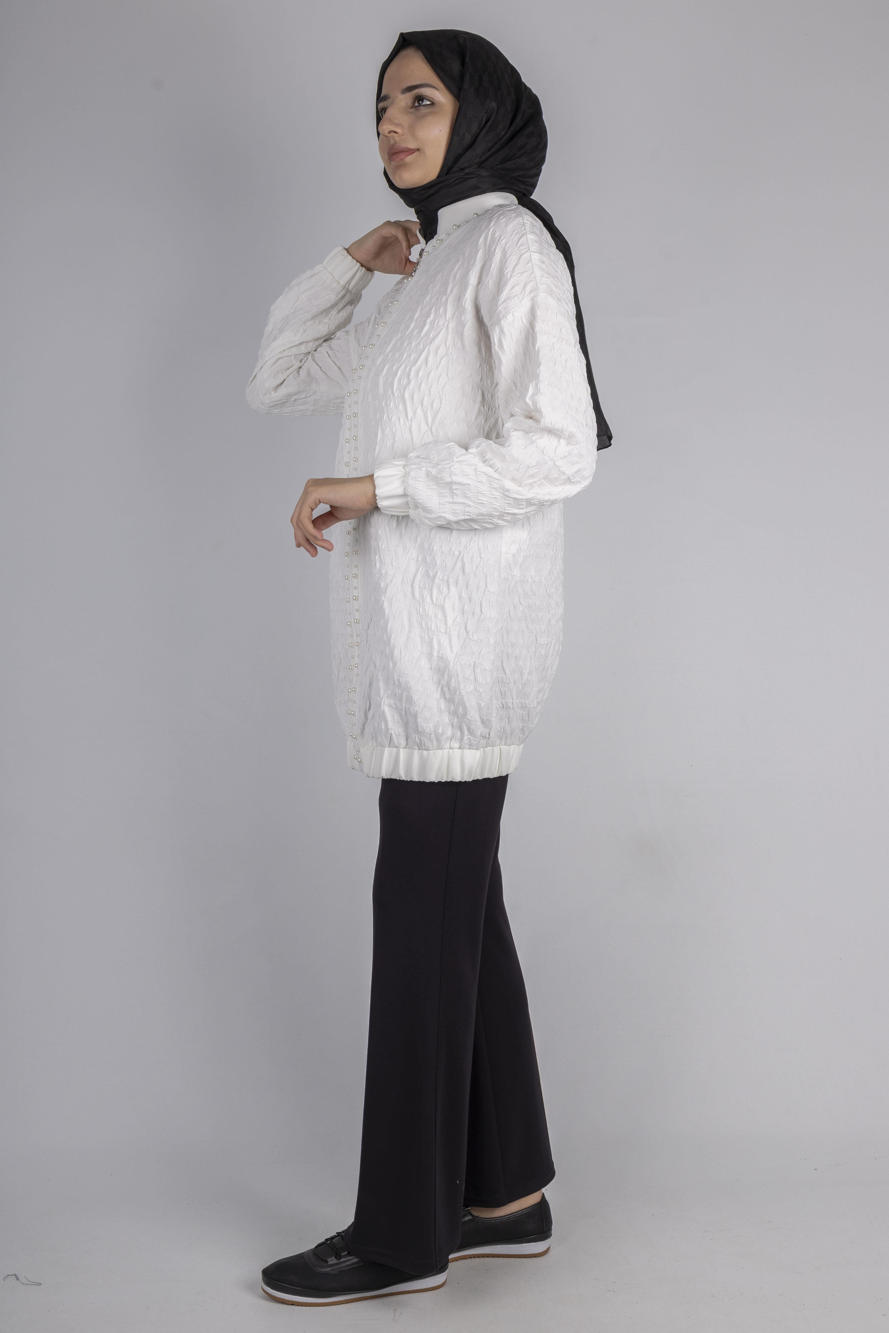 Fermuarlı Lastik Paça Dokulu Tesettür Spor Ceket Ekru OTW1158