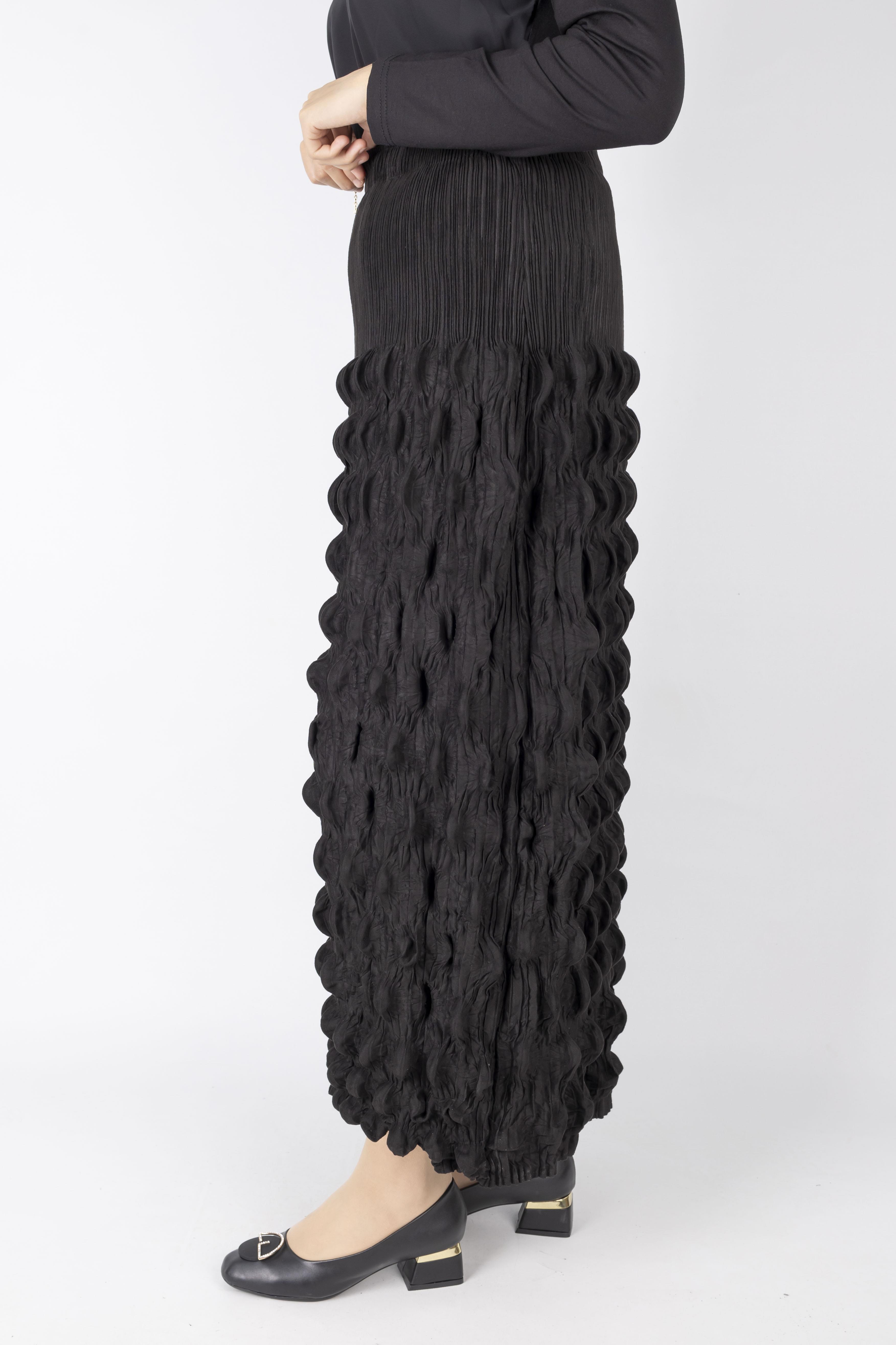 Kabartmalı Dokulu Uzun Etek Siyah OTW2468