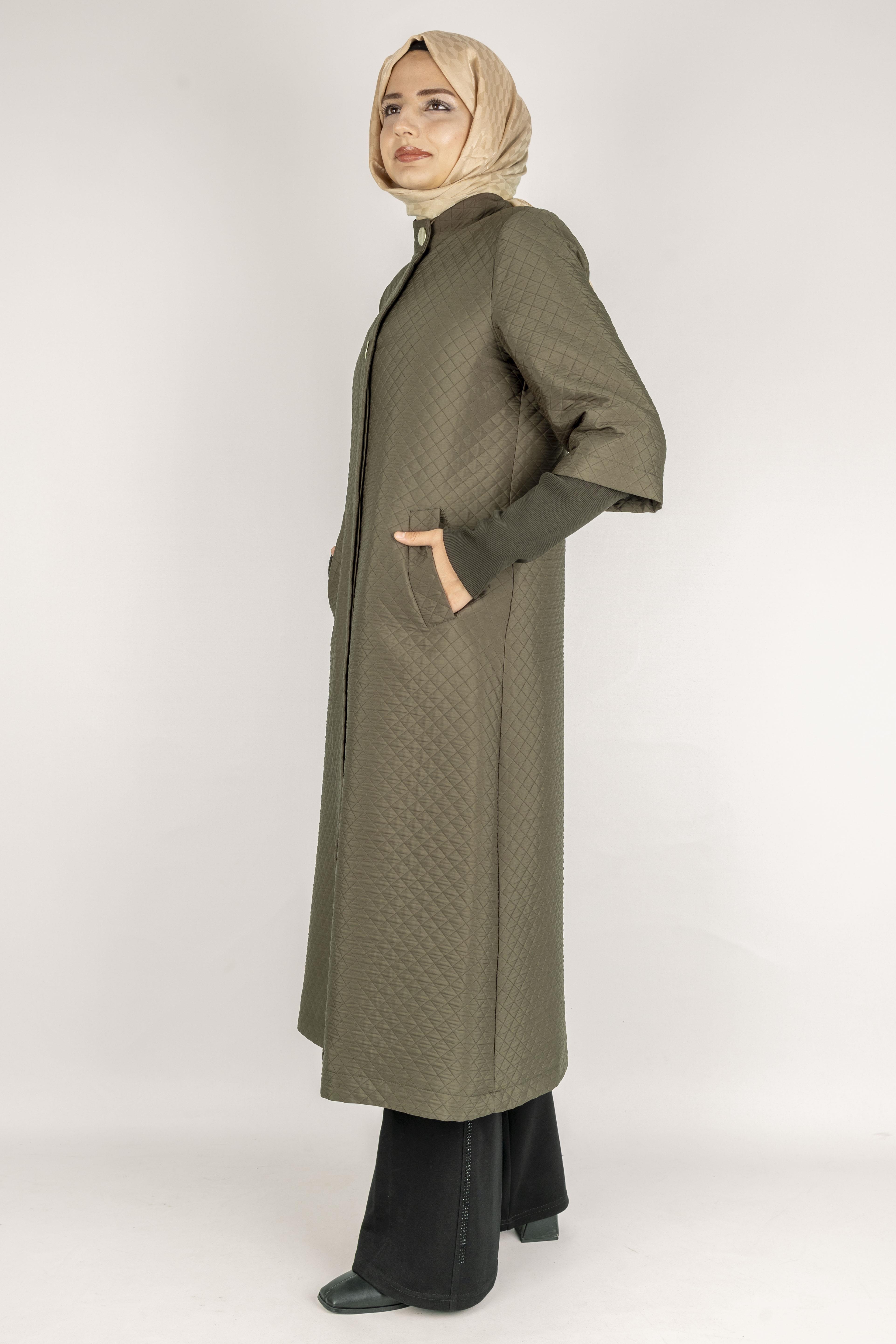 Kapitone Uzun Tesettür Kap Haki OTW36299