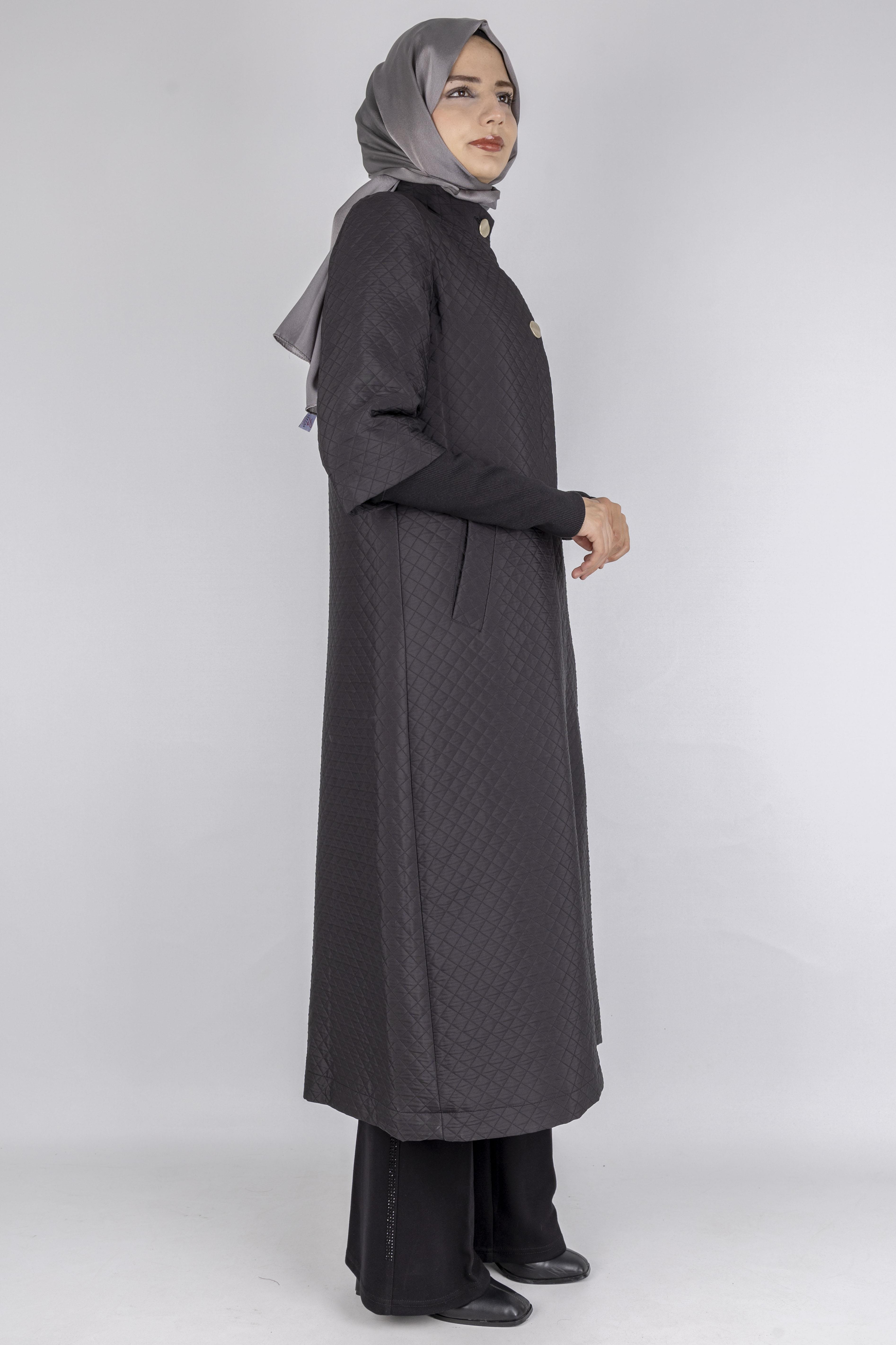 Kapitone Uzun Tesettür Kap Siyah OTW36299