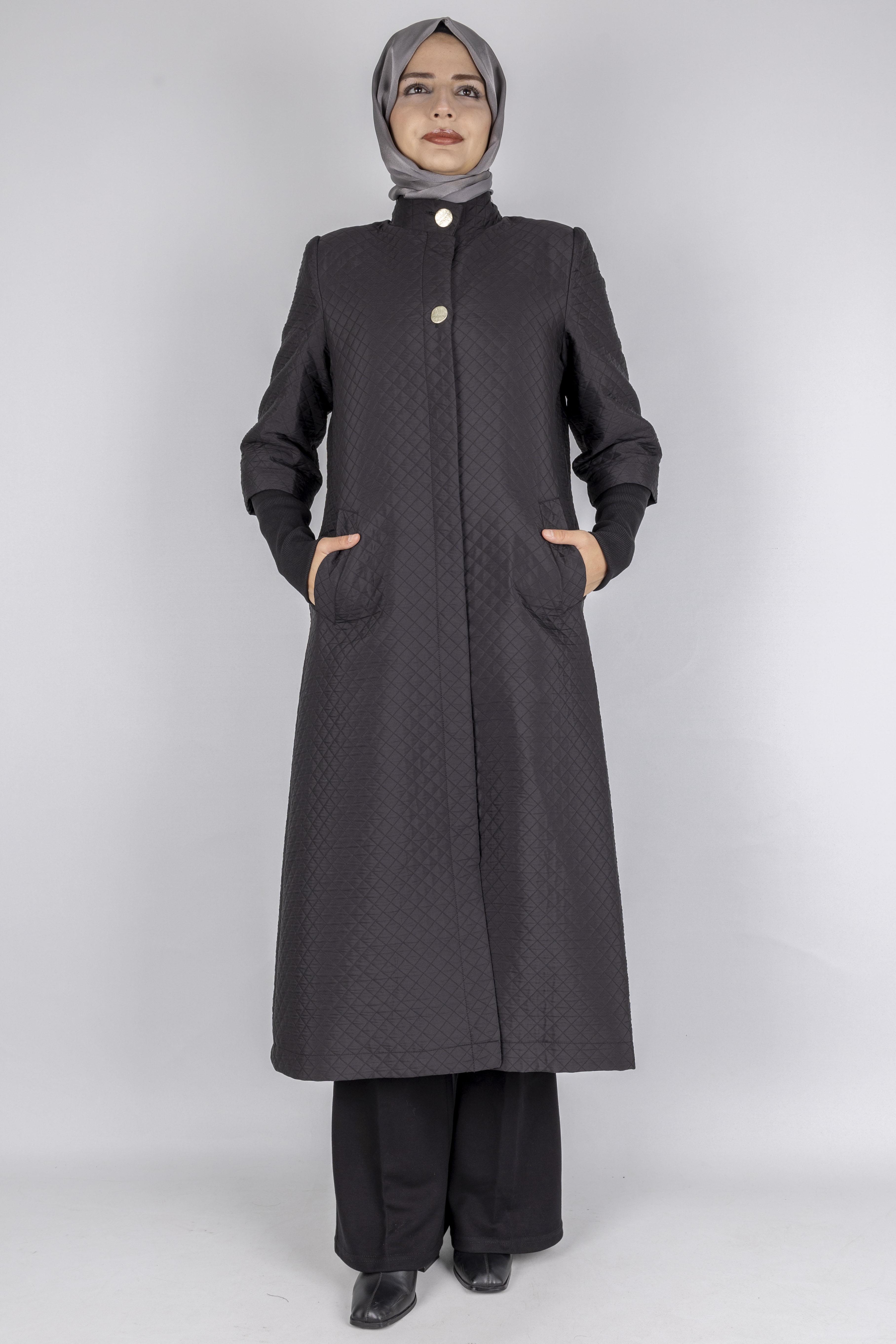 Kapitone Uzun Tesettür Kap Siyah OTW36299