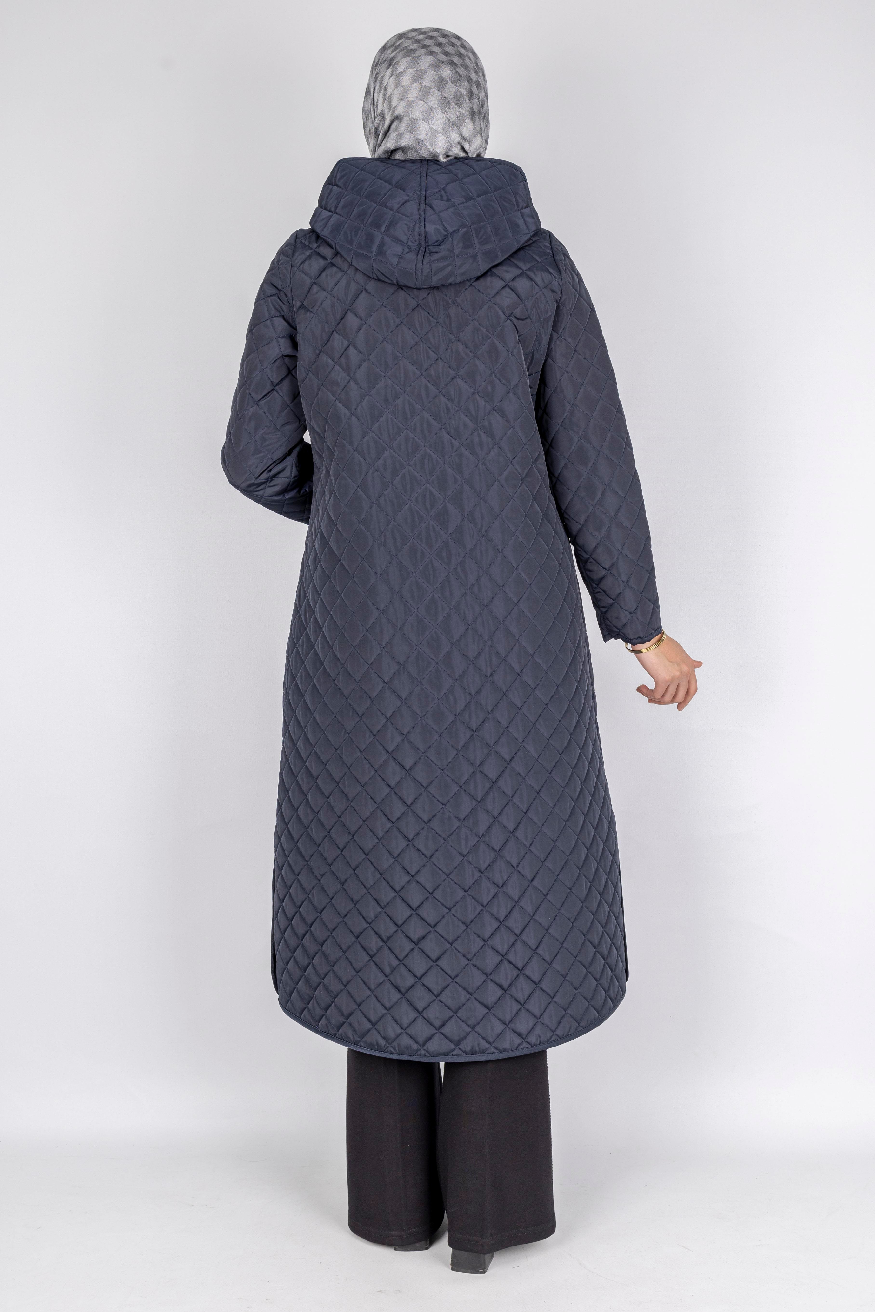 Kapüşonlu Çıtçıtlı Kapitone Tesettür Kap Lacivert OTW36309