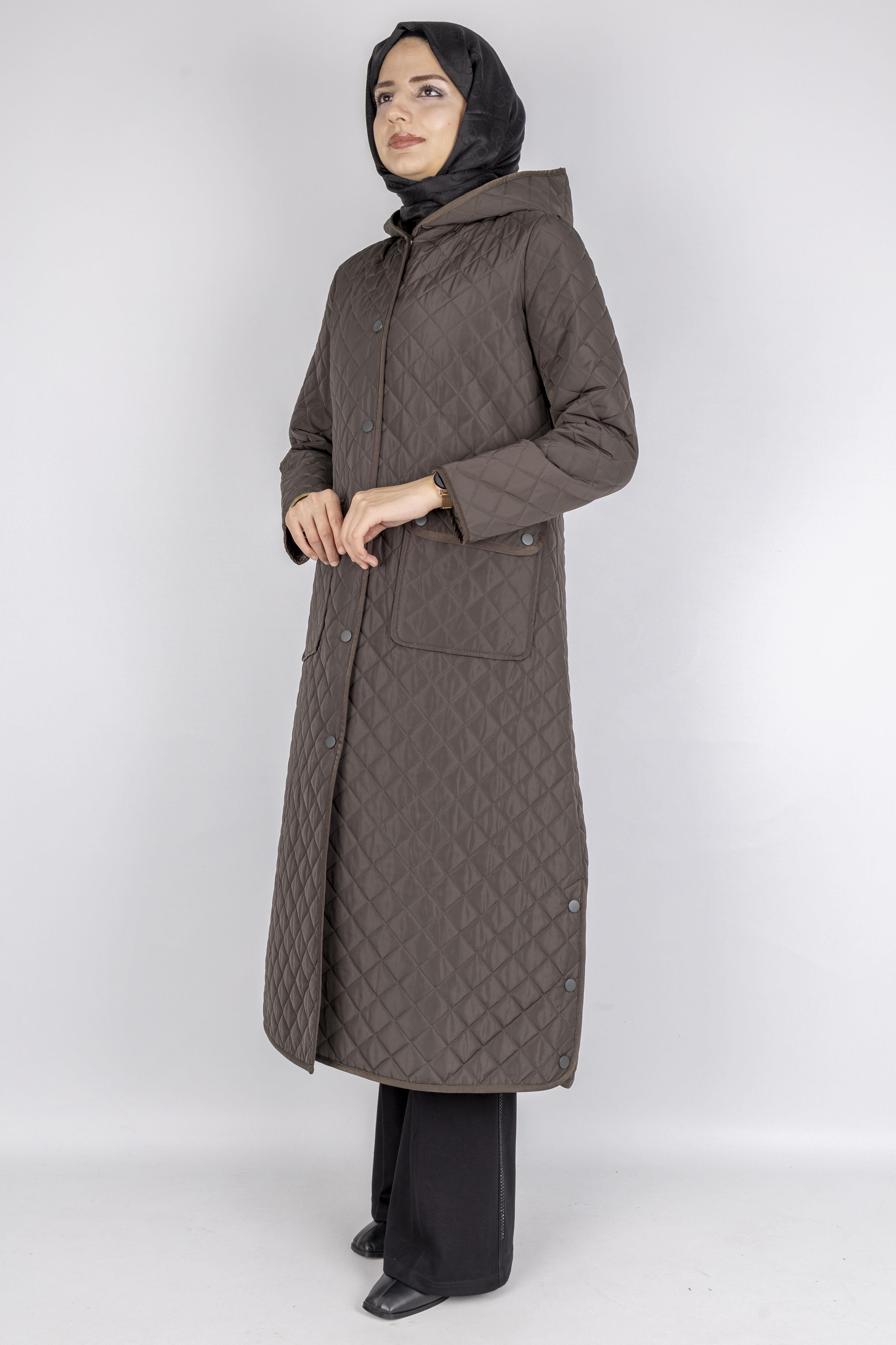 Kapüşonlu Çıtçıtlı Kapitone Tesettür Kap Haki OTW36309