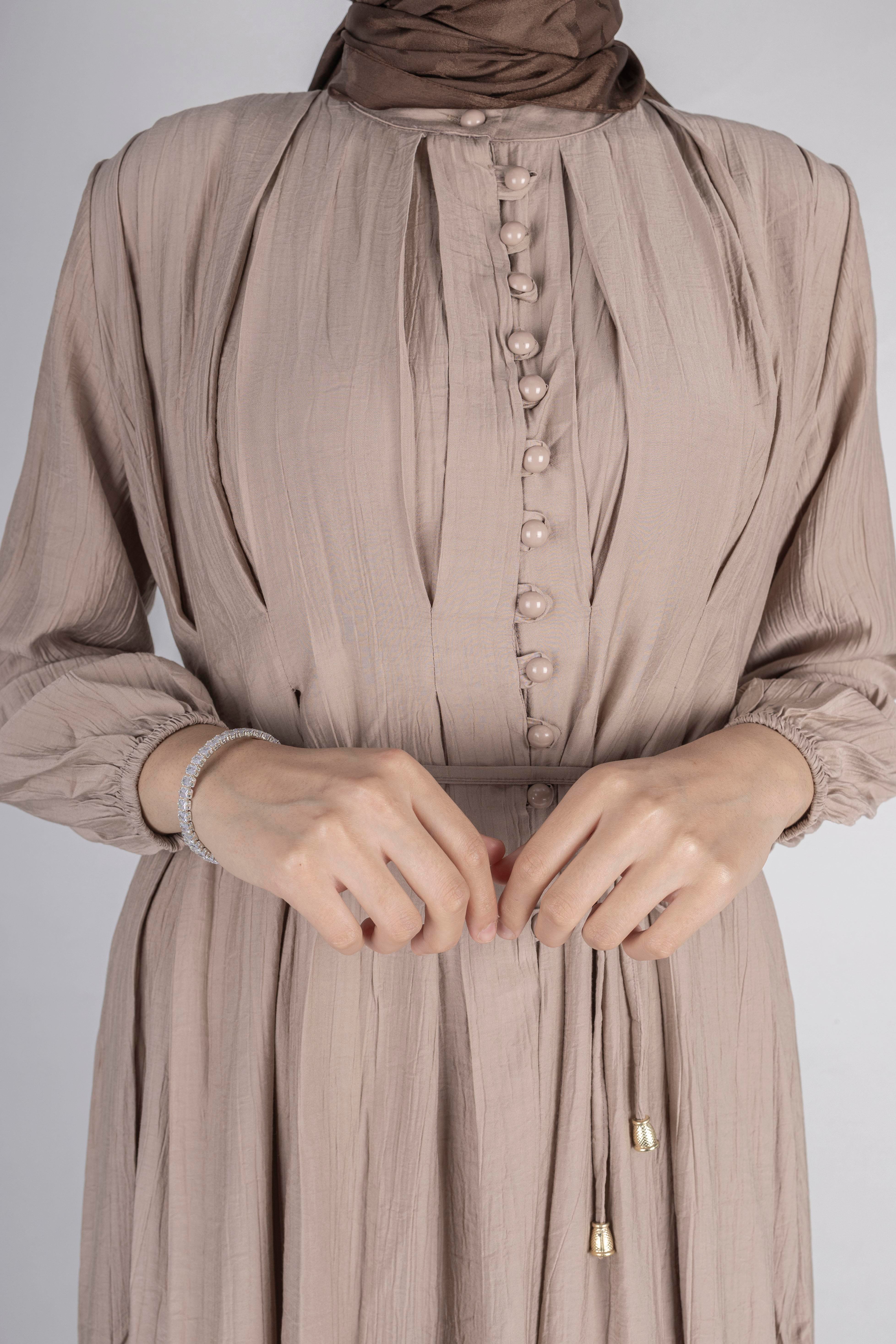 Minimalist Kuşaklı Düğmeli Uzun Elbise Taş OTW5255