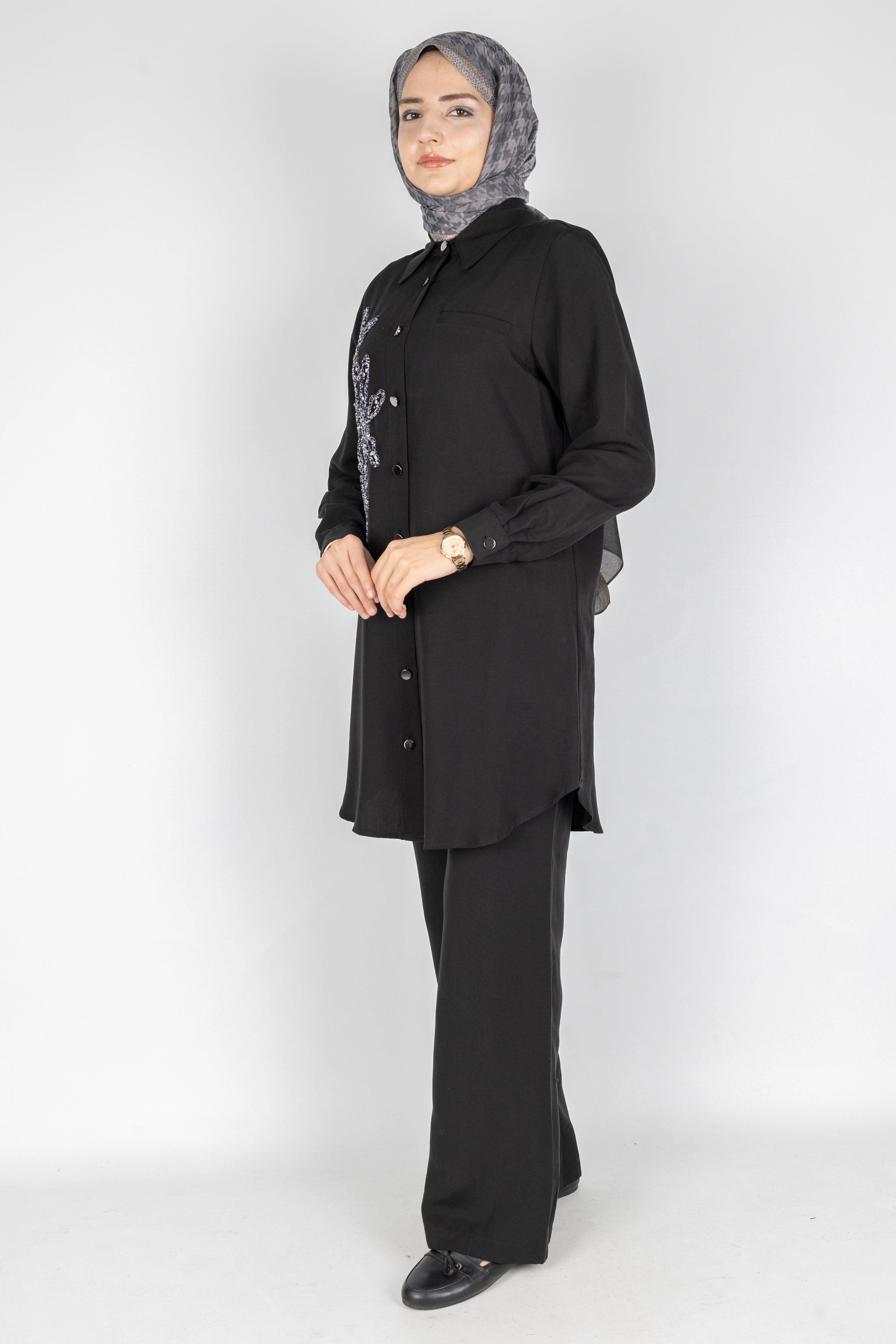 Orhan Store Çiçek İşlemeli Düğmeli Pantolonlu Takım Siyah OTW2703