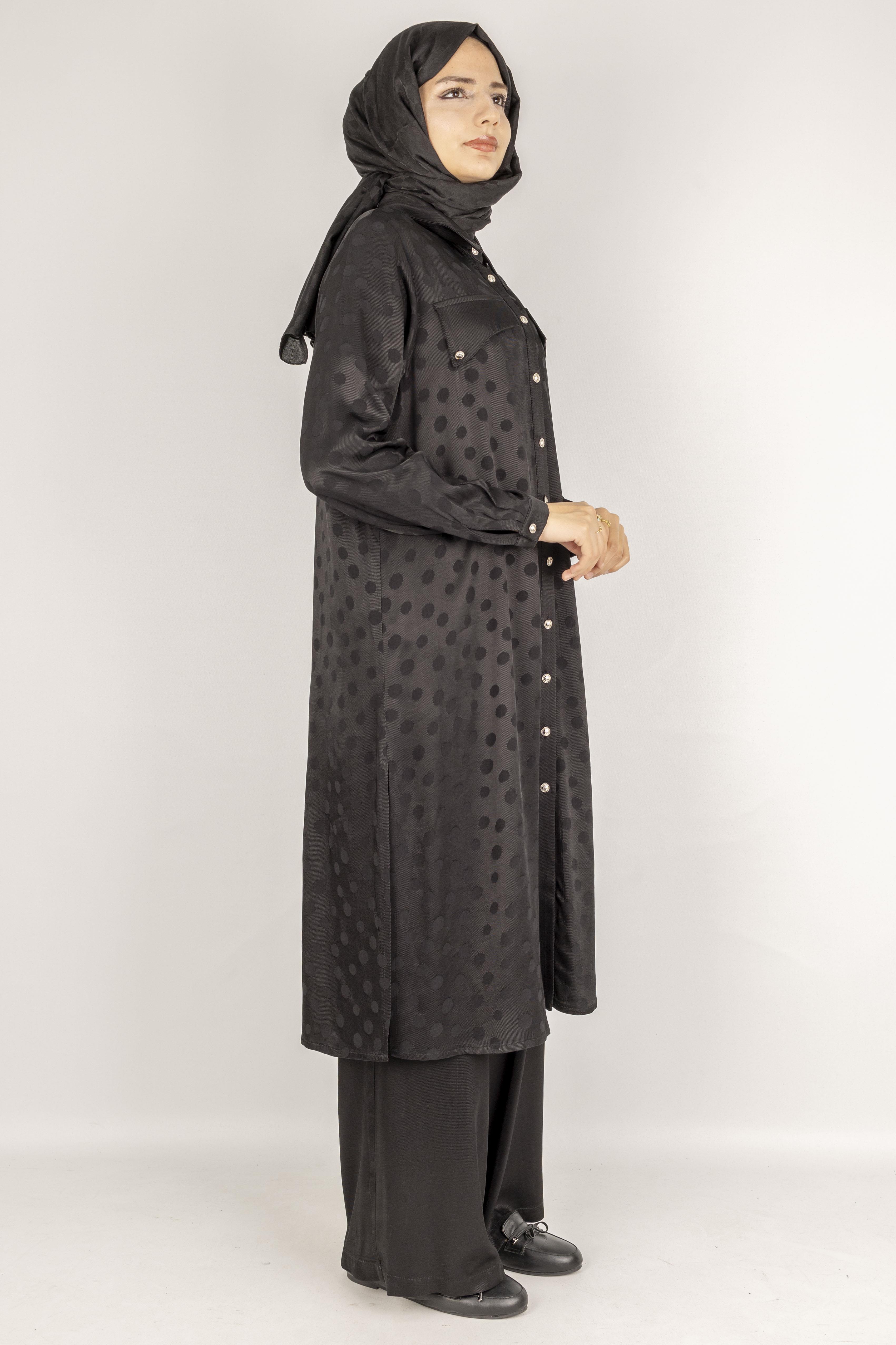 Qupra Kumaş Puantiye Desenli Tesettür Takım Siyah OTW45830