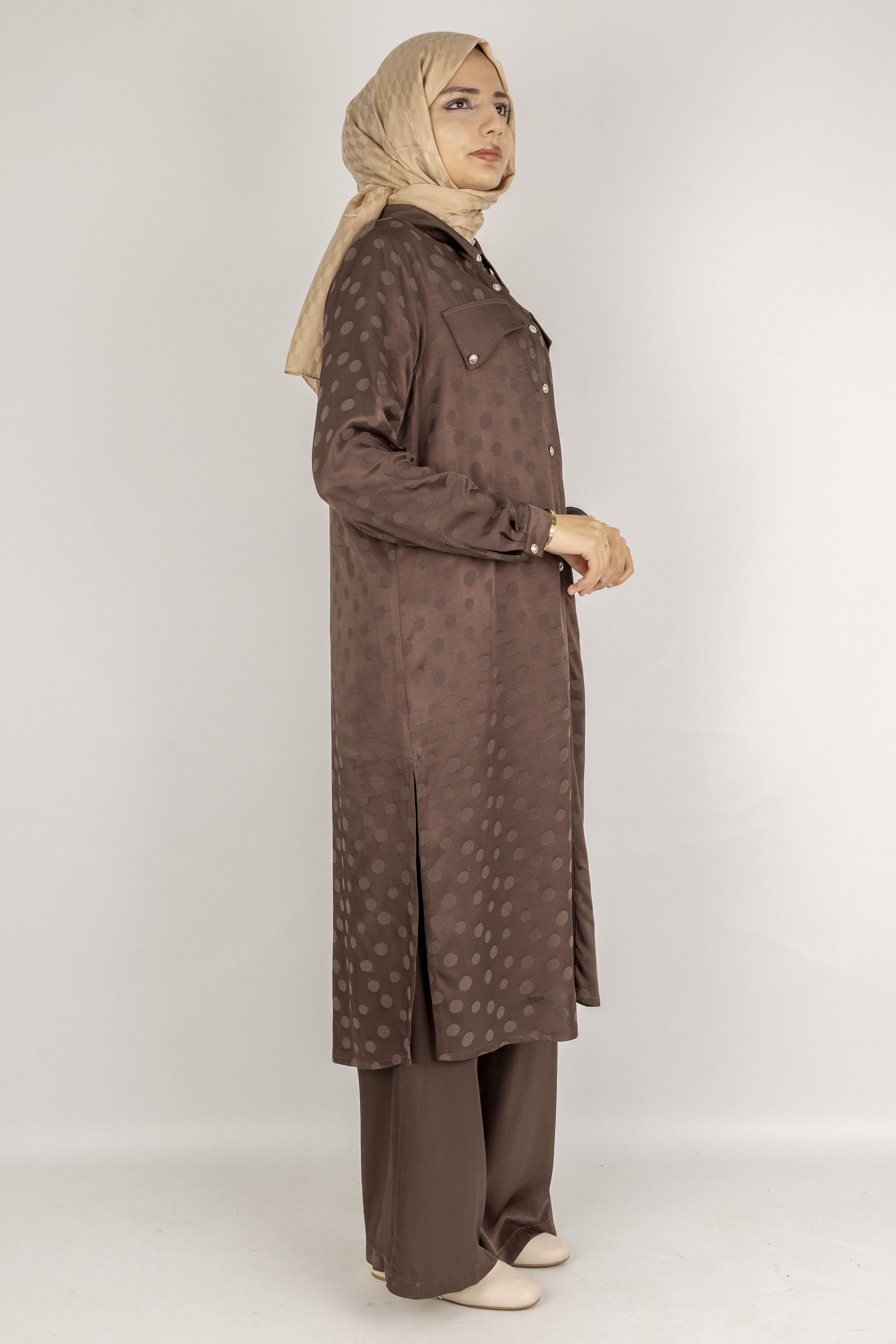 Qupra Kumaş Puantiye Desenli Tesettür Takım Kahve OTW45830