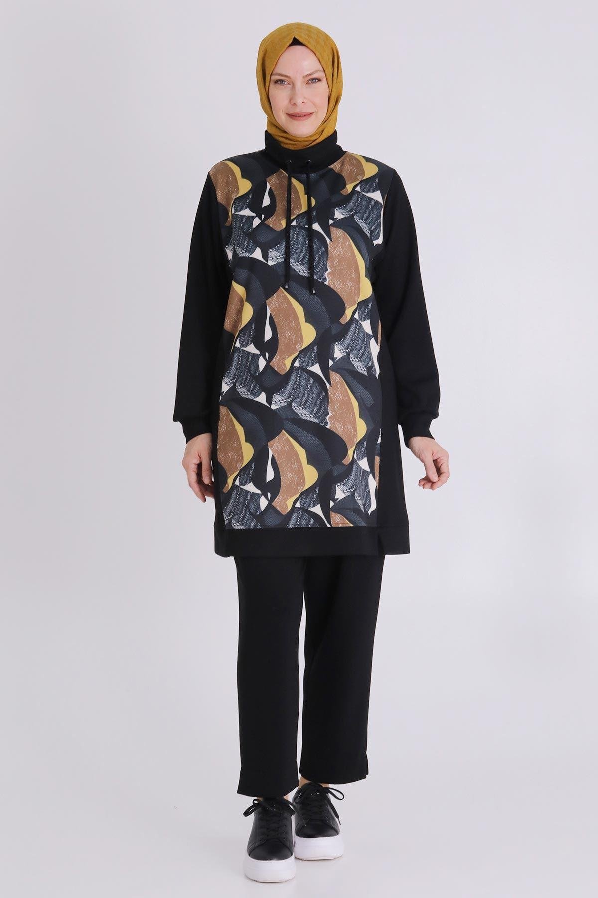 Renkli Desen Detaylı Kapüşonlu Takım Siyah OTW350