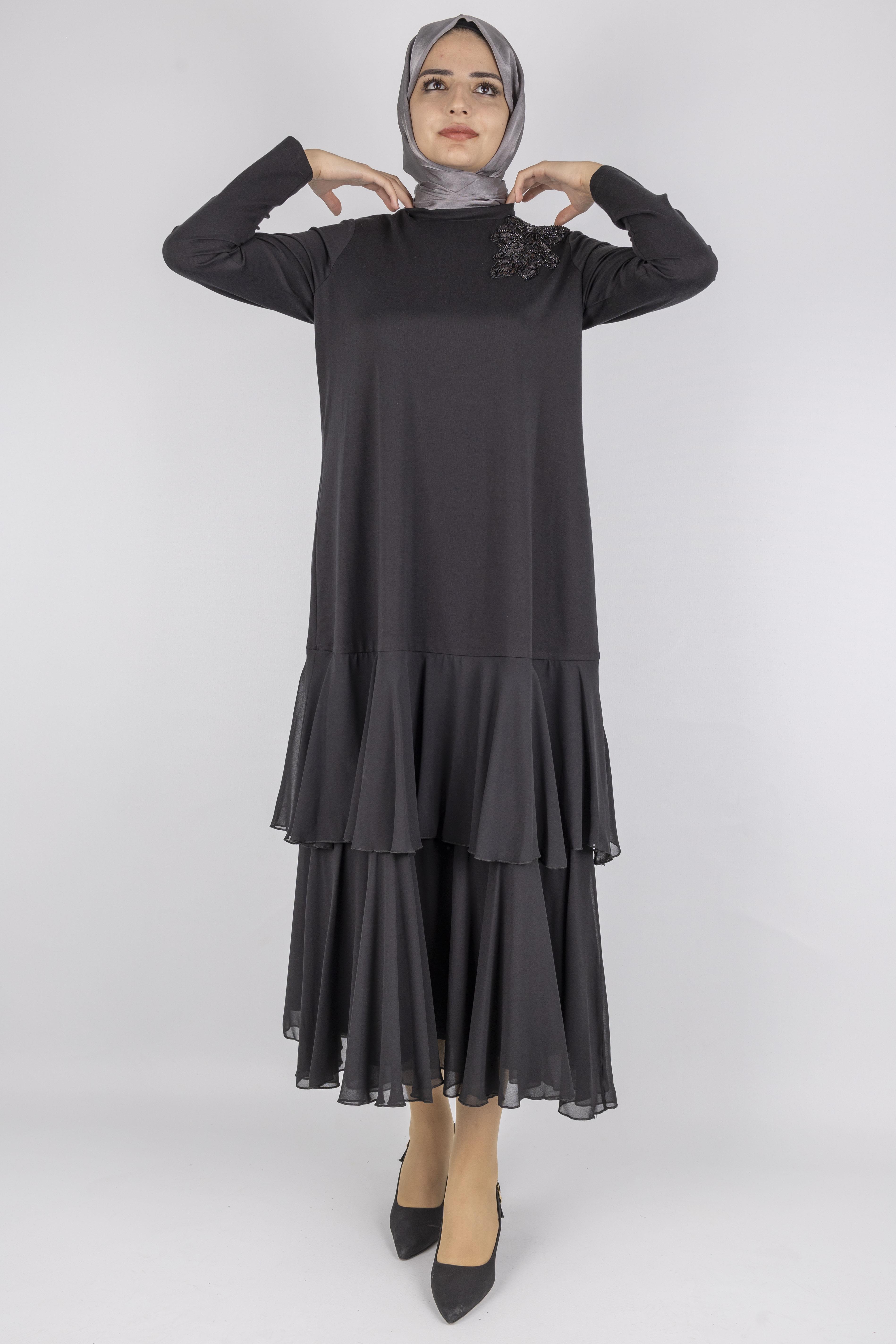 Şifon Katlı Omuz Taşlı Çelik Örme Uzun Elbise Siyah OTW25170