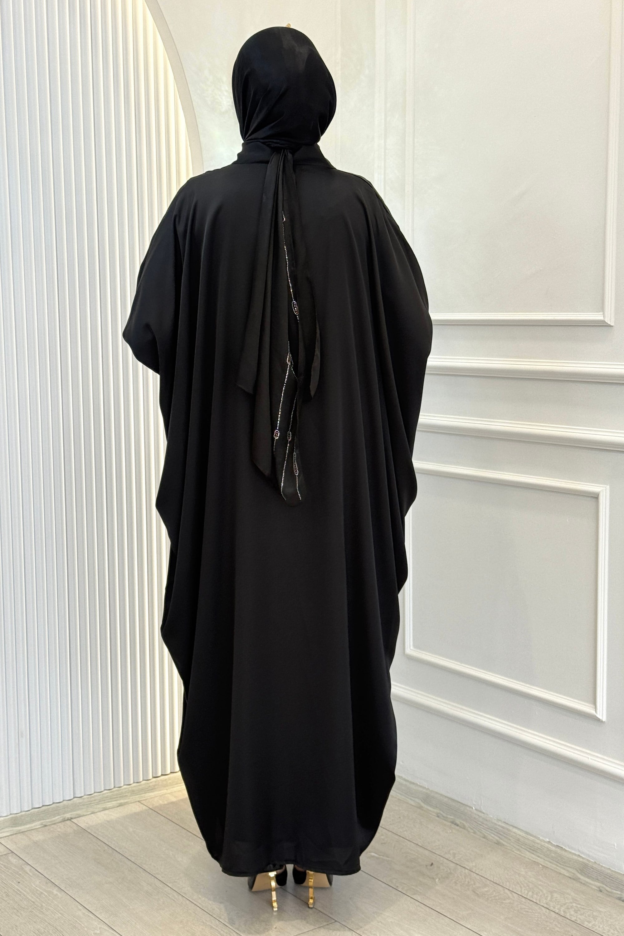 Taş Detaylı İç Elbiseli Tesettür Abaya Takım Siyah OTW9785